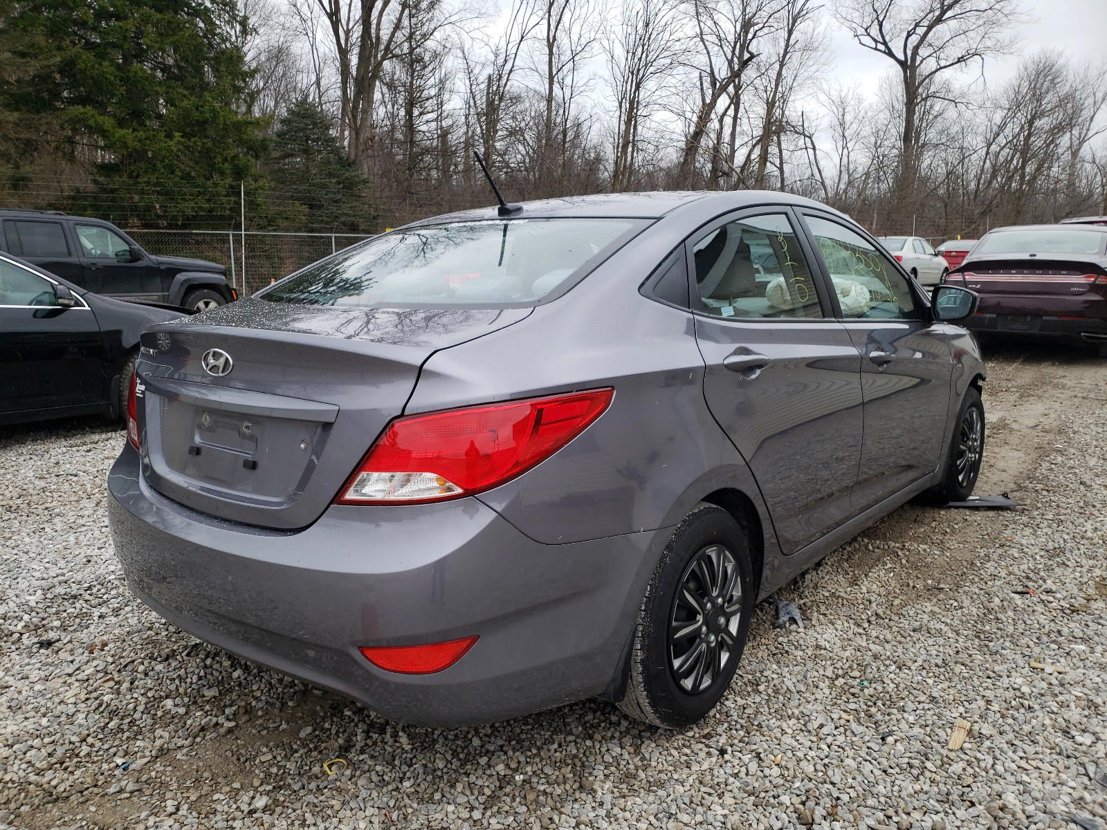 Photo 4 from auction – 2016 HYUNDAI ACCENT SE with VIN KMHCT4AE3GU078115