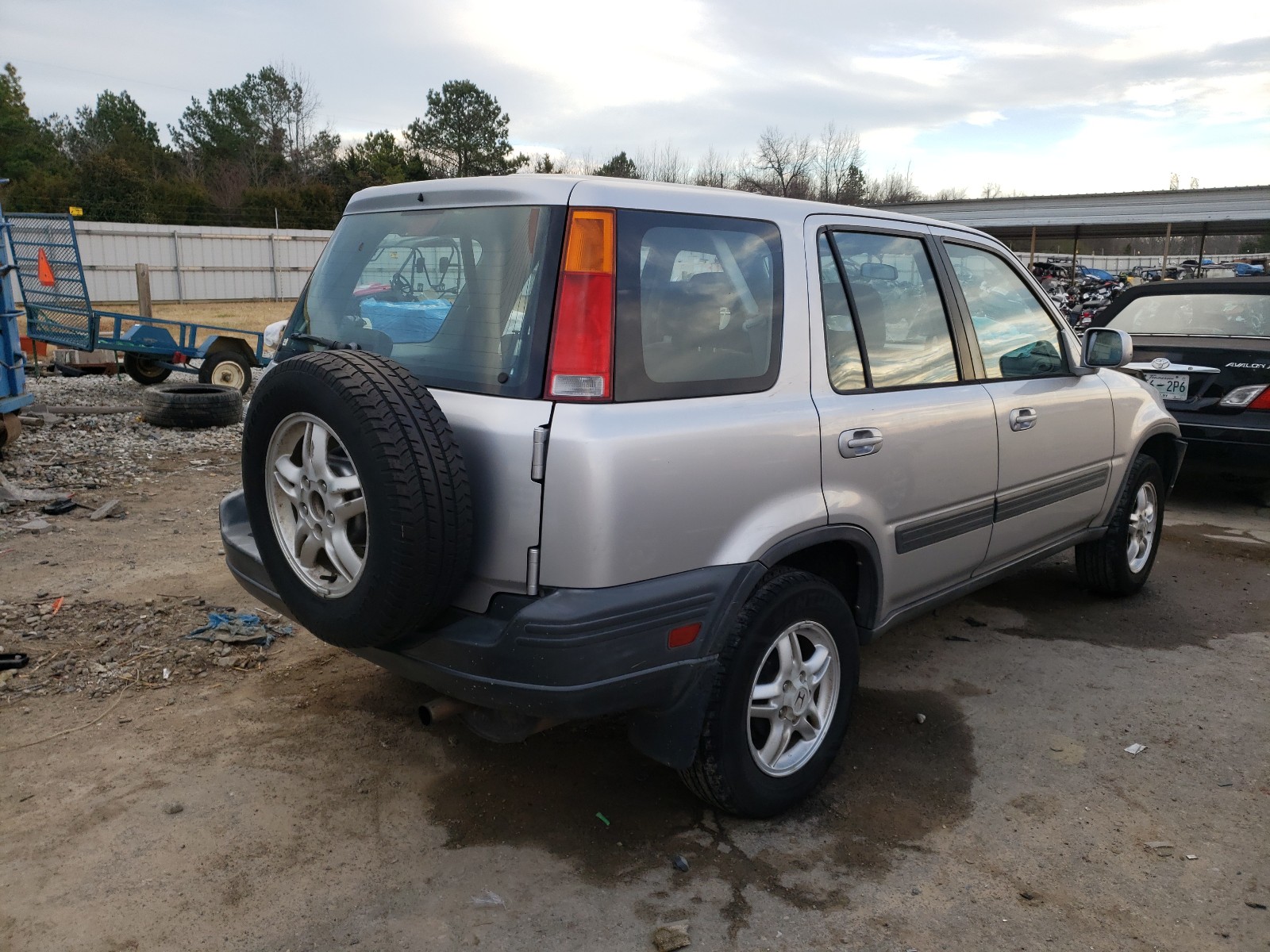 Photo 4 from auction – 2001 HONDA CR-V EX with VIN JHLRD18601C003428