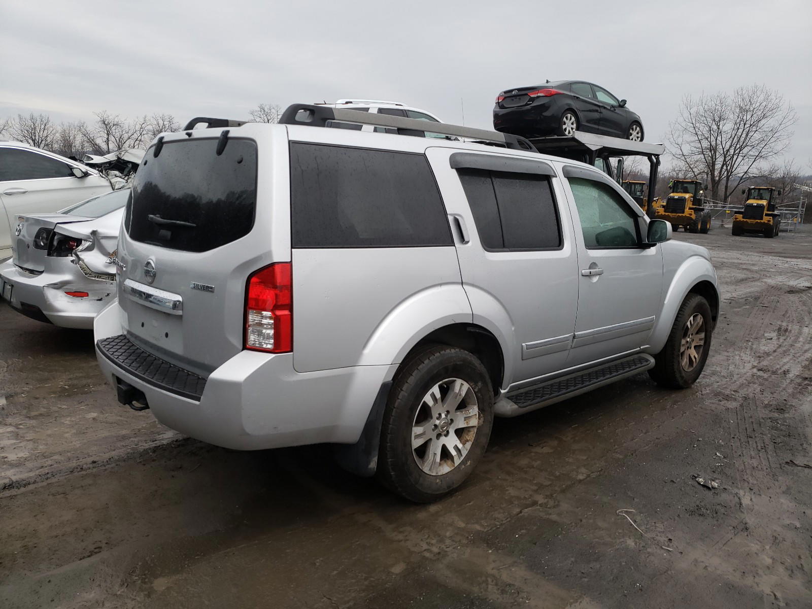 Photo 4 from auction – 2011 NISSAN PATHFINDER with VIN 5N1AR1NB6BC605194