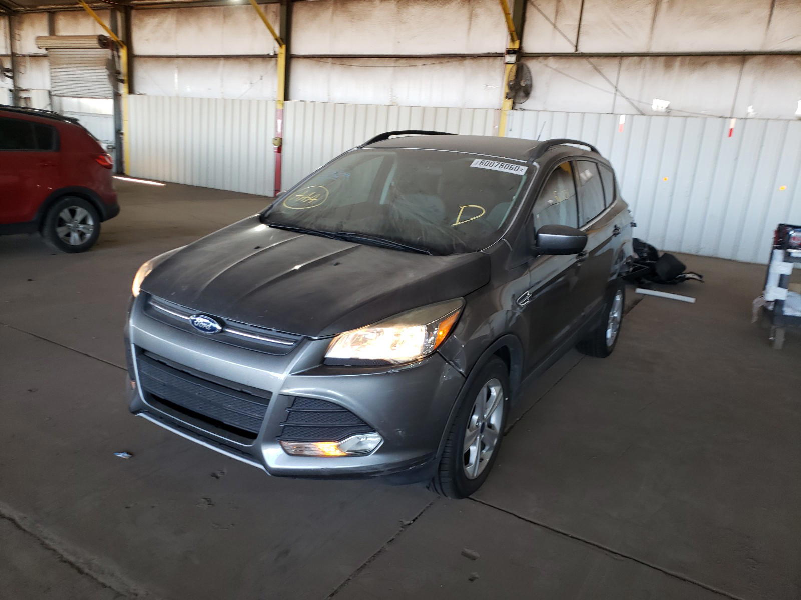 Photo 2 from auction – 2014 FORD ESCAPE SE with VIN 1FMCU9G95EUD19285