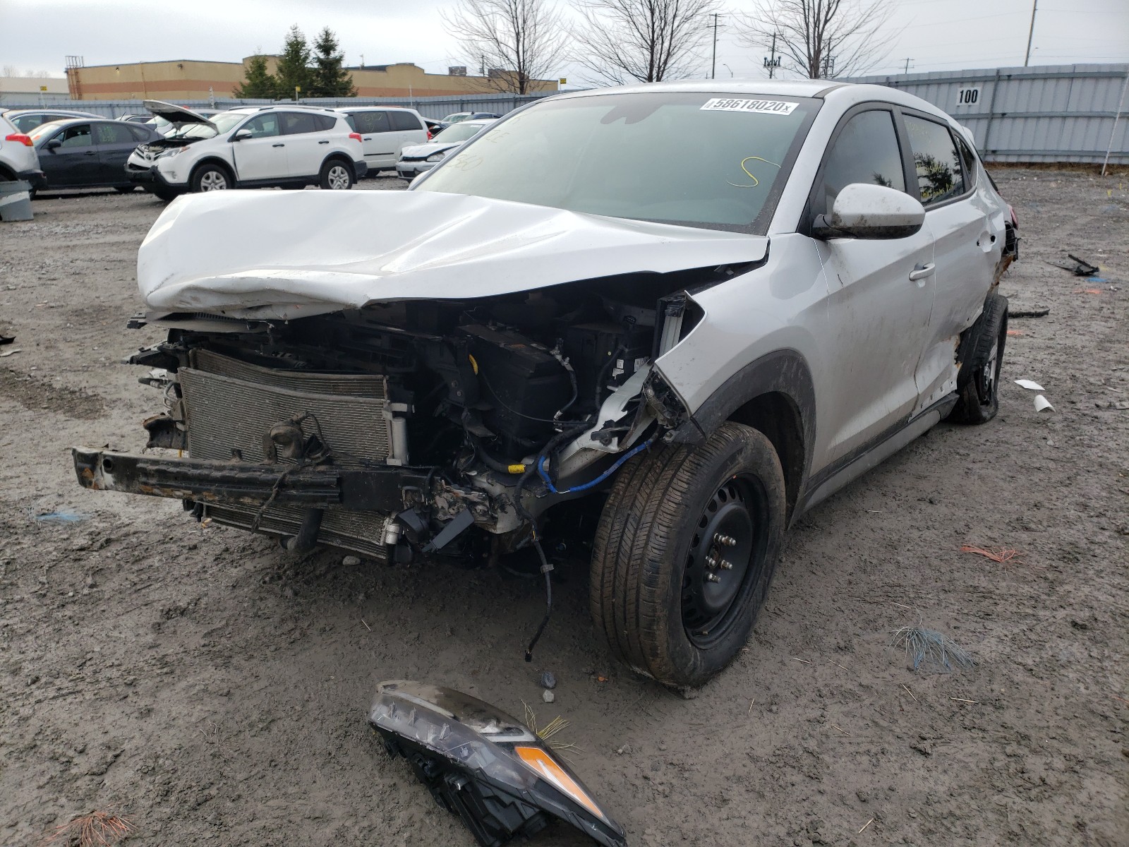 Photo 2 from auction – 2019 HYUNDAI TUCSON SE with VIN KM8J2CA42KU855596