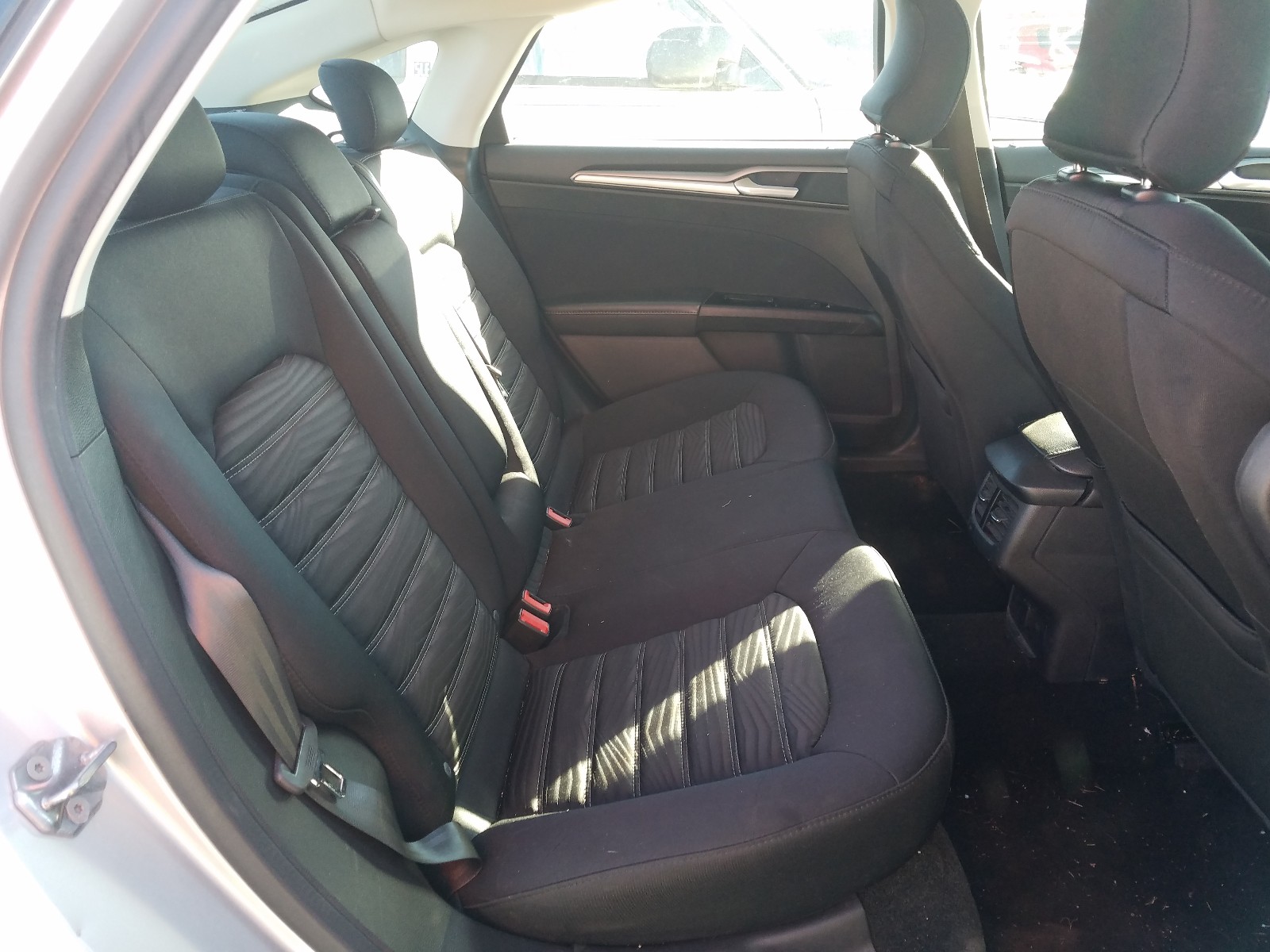 Photo 6 from auction – 2016 FORD FUSION SE with VIN 1FA6P0H79G5129865