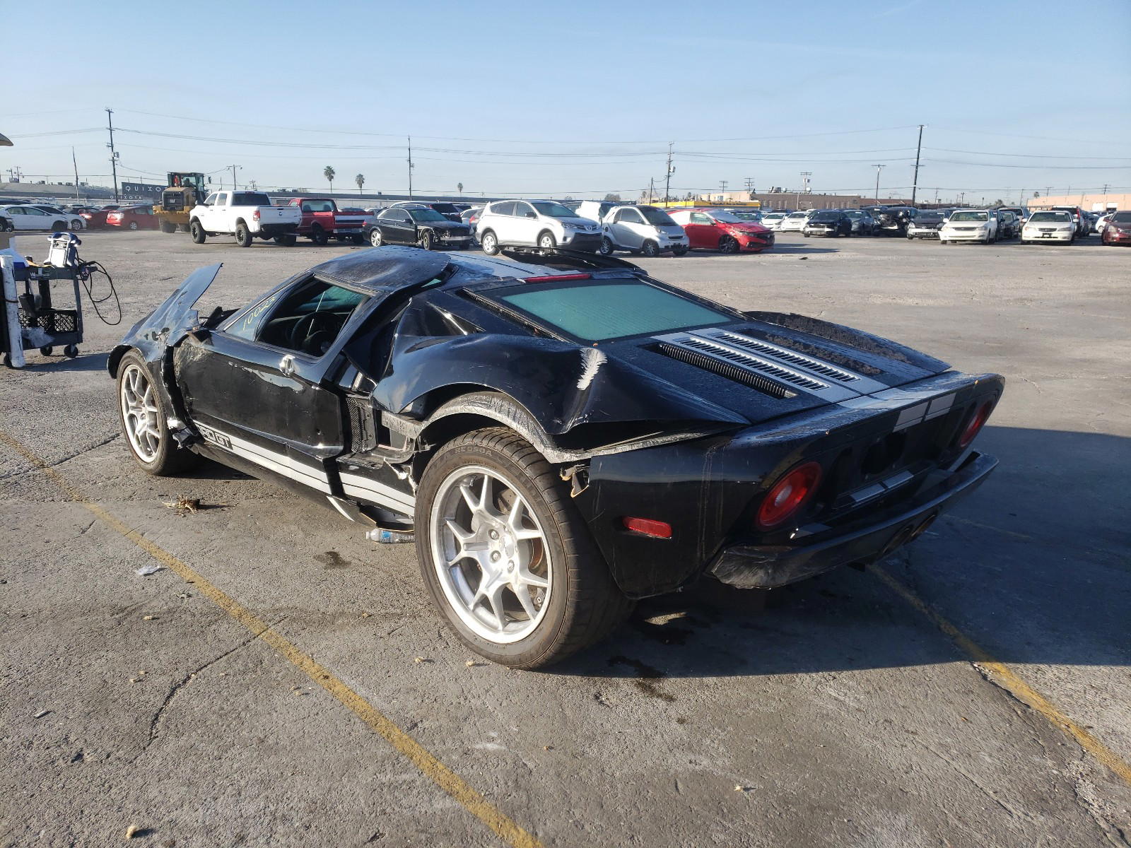 Photo 3 from auction – 2006 FORD GT with VIN 1FAFP90S06Y401804