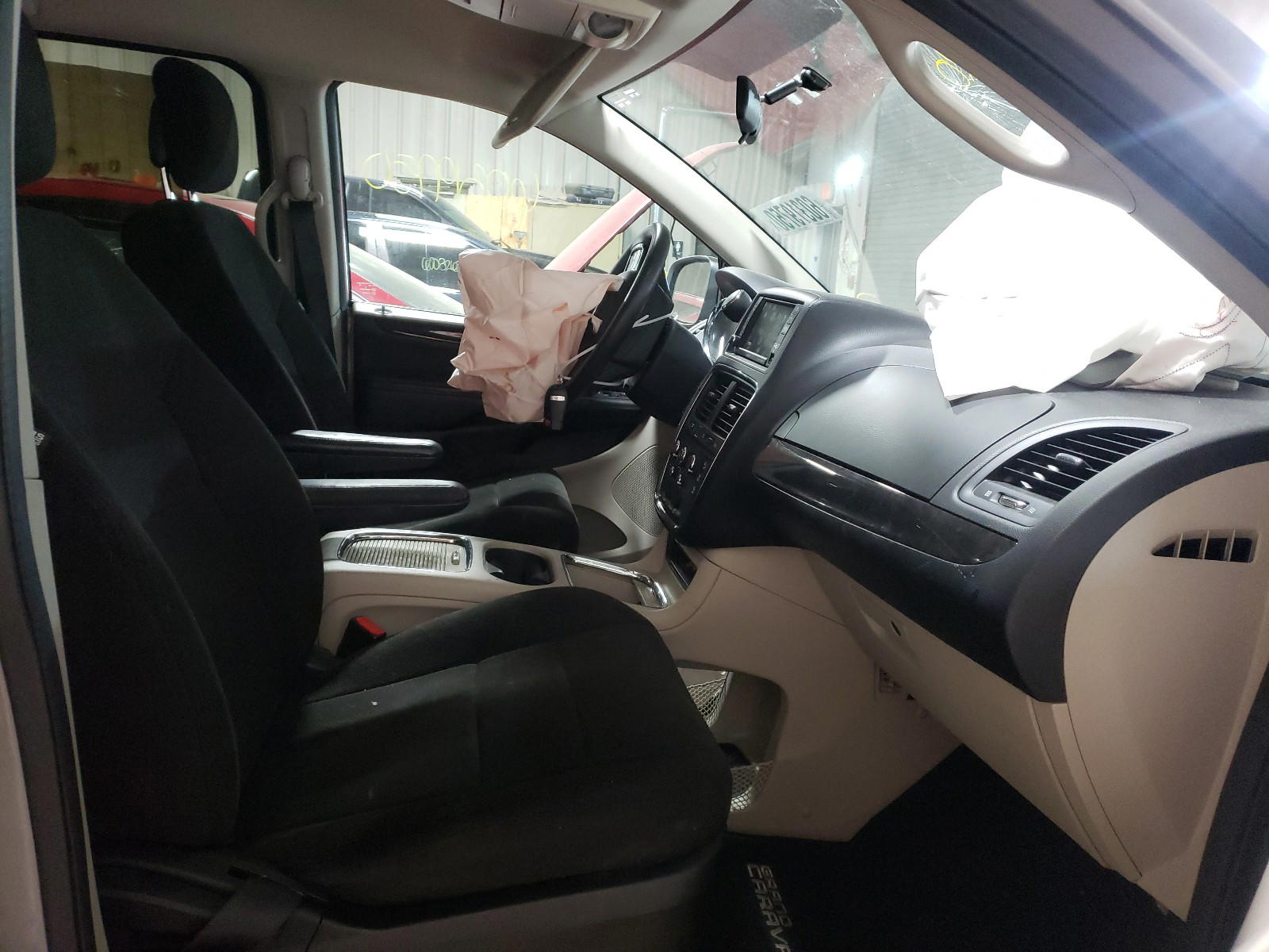 Photo 5 from auction – 2013 DODGE GRAND CARA with VIN 2C4RDGCG6DR693875