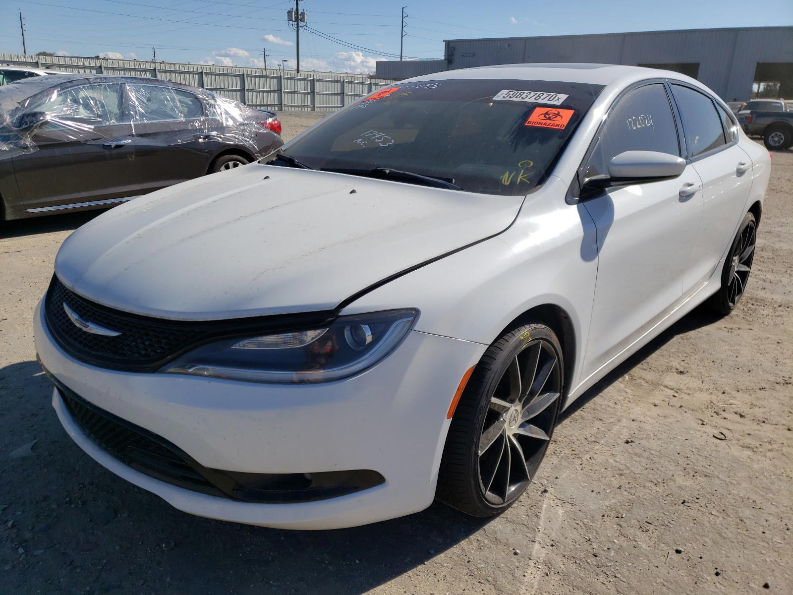 Photo 2 from auction – 2015 CHRYSLER 200 S with VIN 1C3CCCBG5FN543022