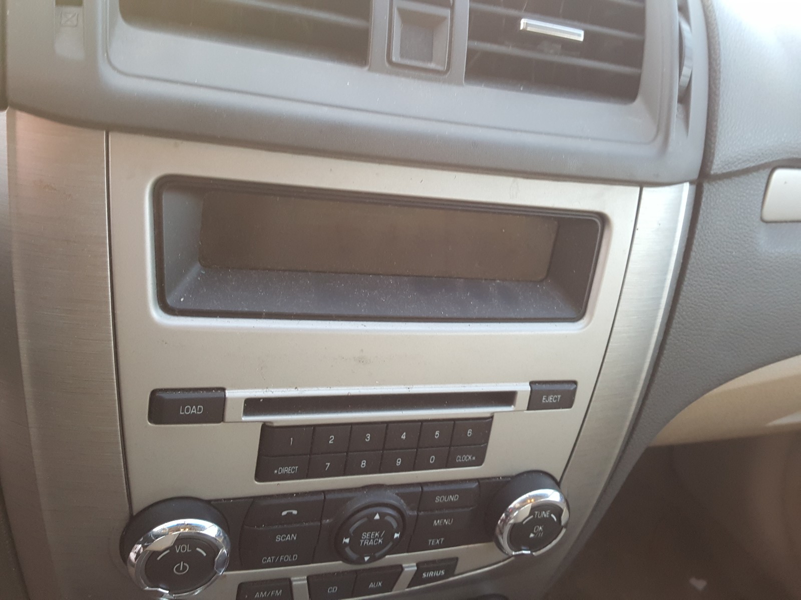 Photo 9 from auction – 2012 FORD FUSION SE with VIN 3FAHP0HA9CR314848