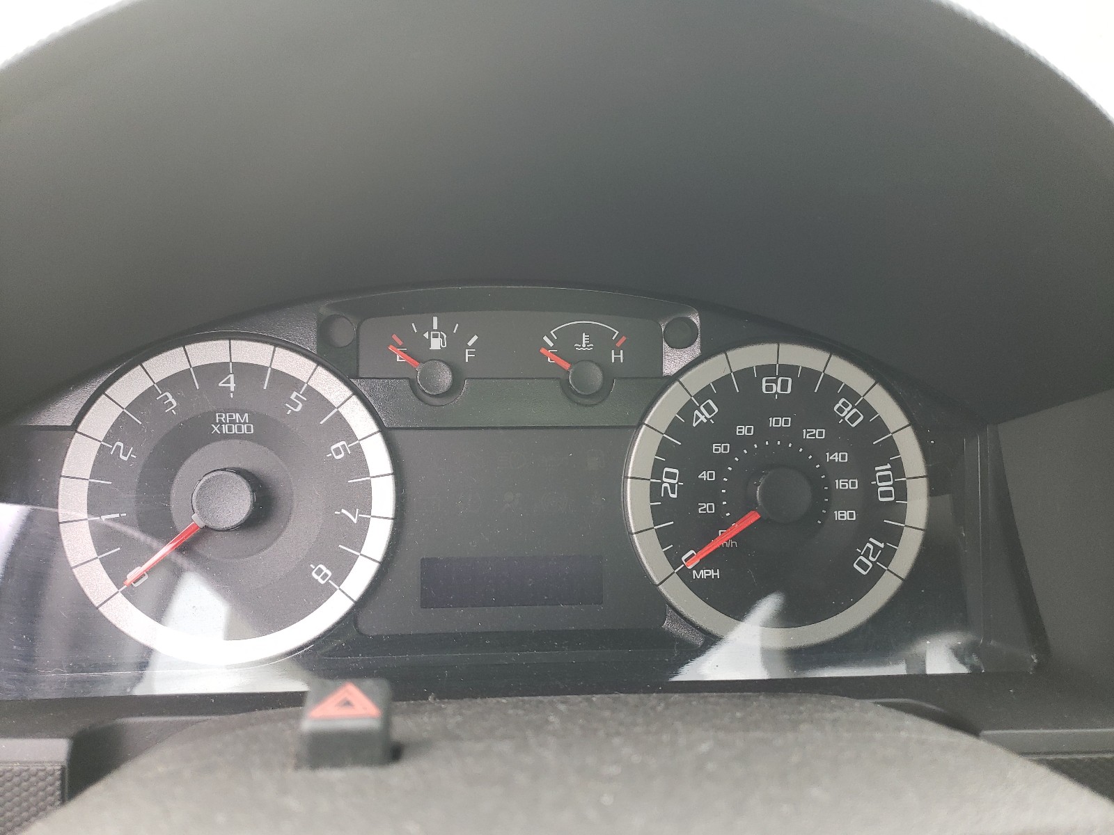 Zdjęcie 8 z aukcji – 2010 FORD ESCAPE LIM z VIN 1FMCU0EG0AKD18841