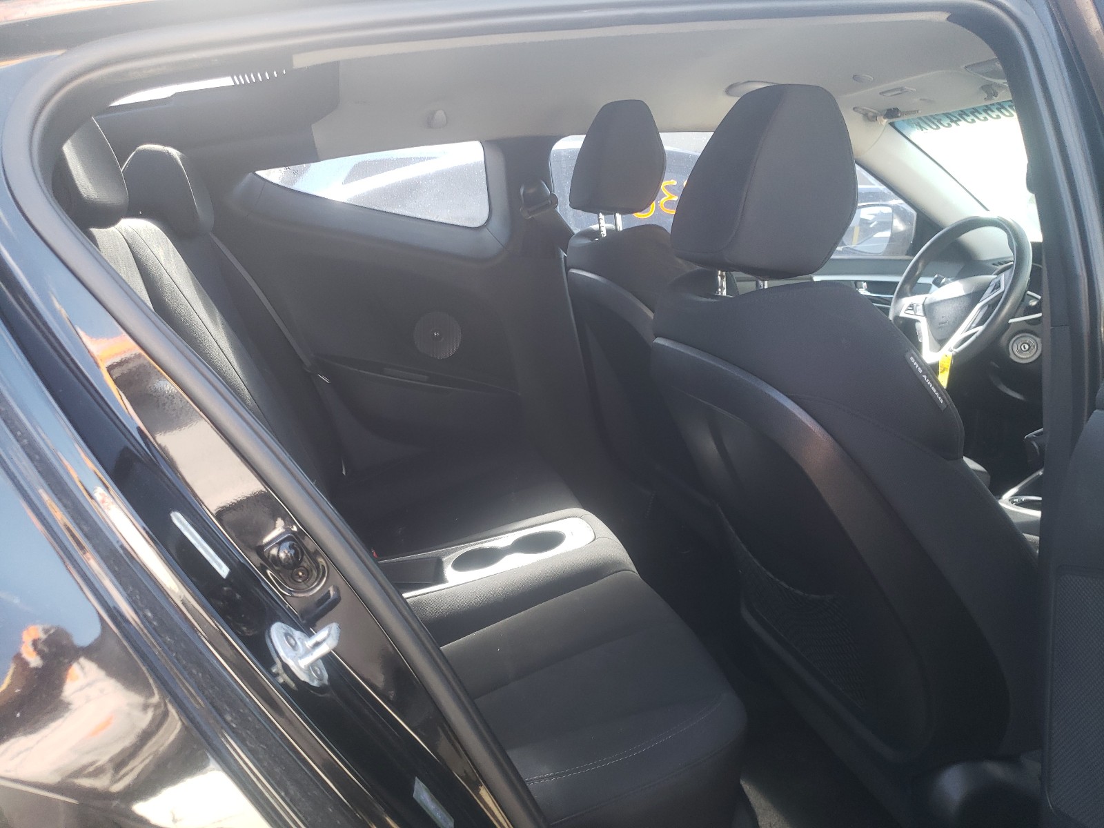 Photo 6 from auction – 2012 HYUNDAI VELOSTER with VIN KMHTC6ADXCU051149