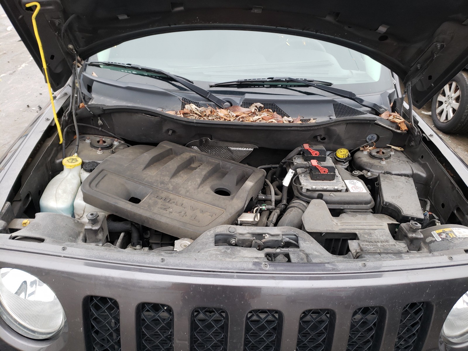 Photo 7 from auction – 2016 JEEP PATRIOT SP with VIN 1C4NJPBB2GD634844