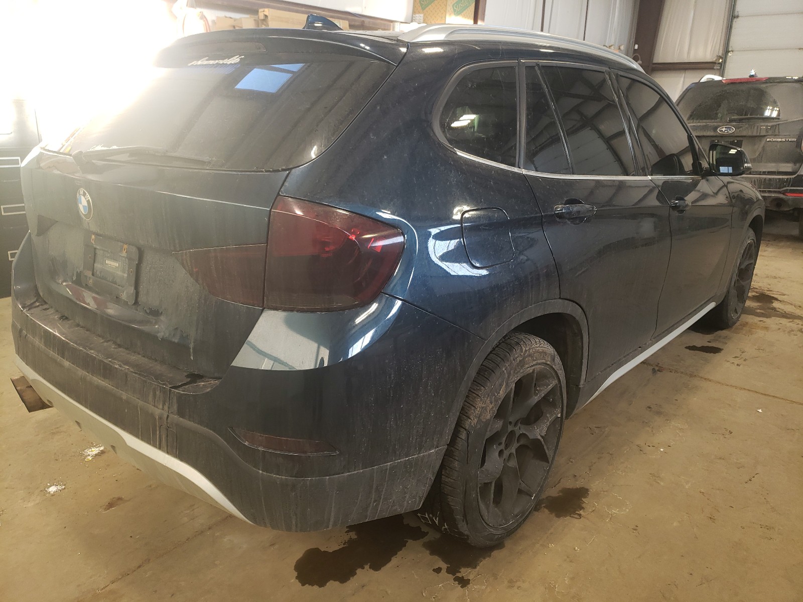 Photo 4 from auction – 2015 BMW X1 XDRIVE2 with VIN WBAVL1C55FVY26670