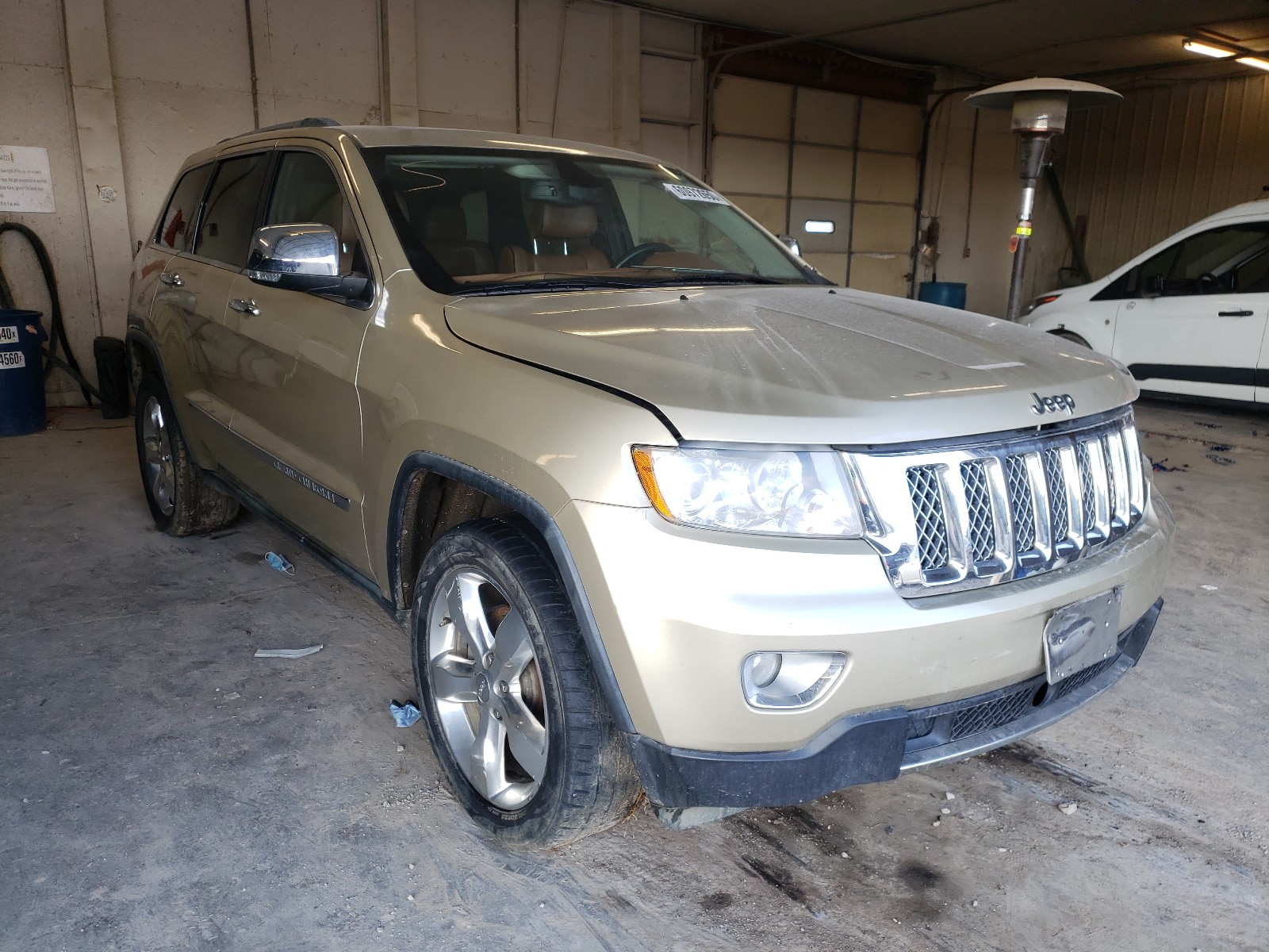 JEEP GRAND CHER 2011 with VIN 1J4RS6GG5BC621818 - Photo from auction