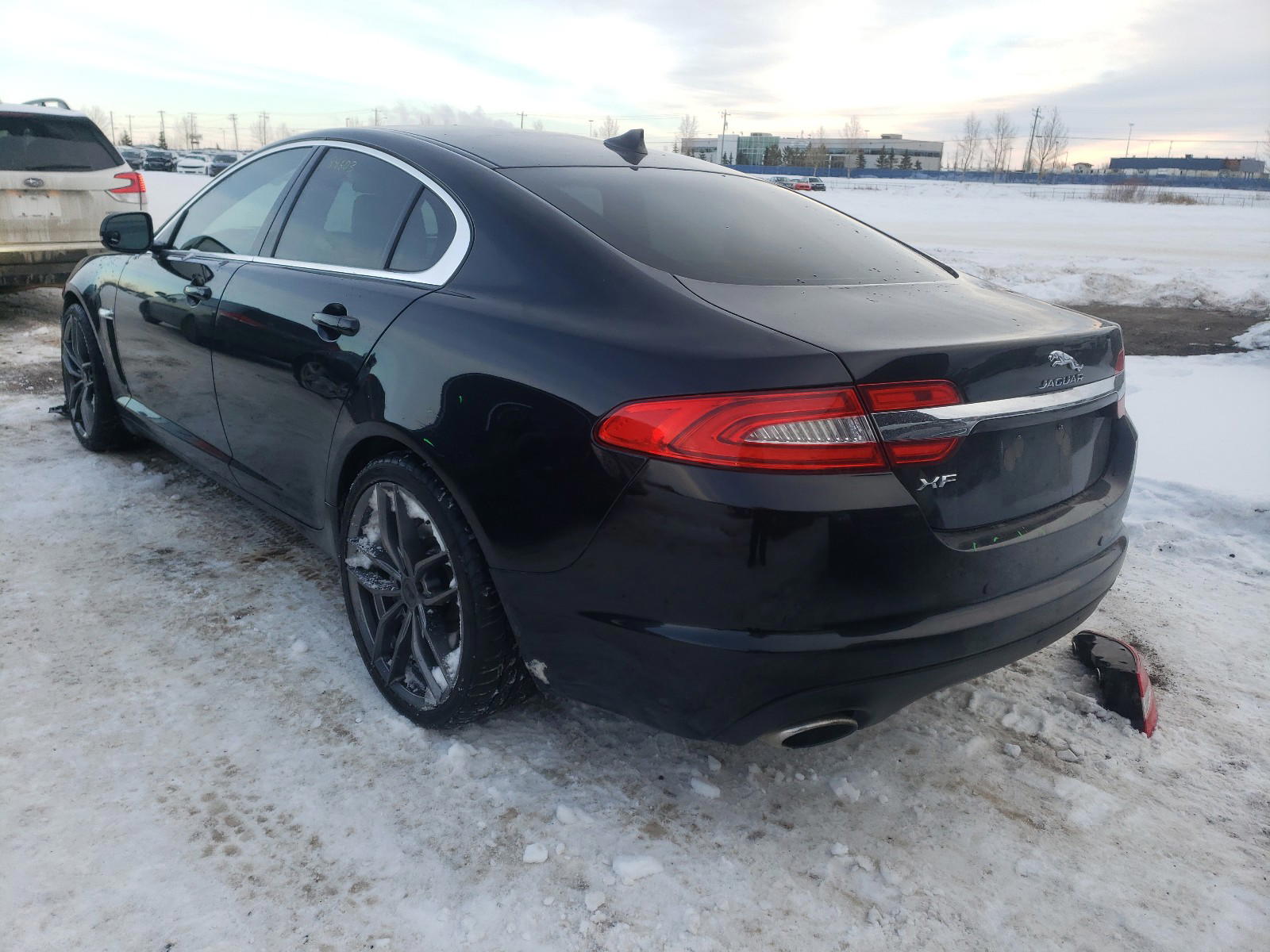Photo 3 from auction – 2015 JAGUAR XF with VIN SAJXA0ESXFPU54568
