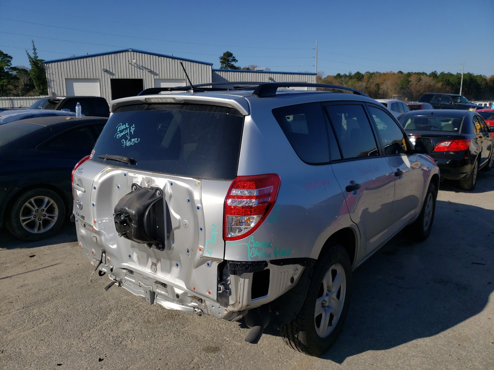 Фото 4 с аукциона – 2012 TOYOTA RAV4 с VIN 2T3ZF4DV7CW113883