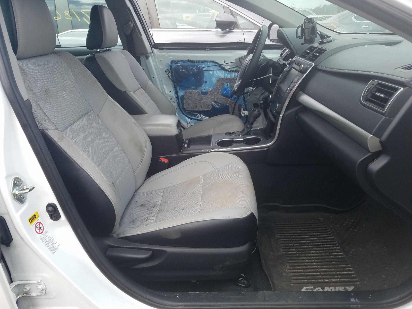 Photo 5 from auction – 2017 TOYOTA CAMRY LE with VIN 4T1BF1FK6HU311454