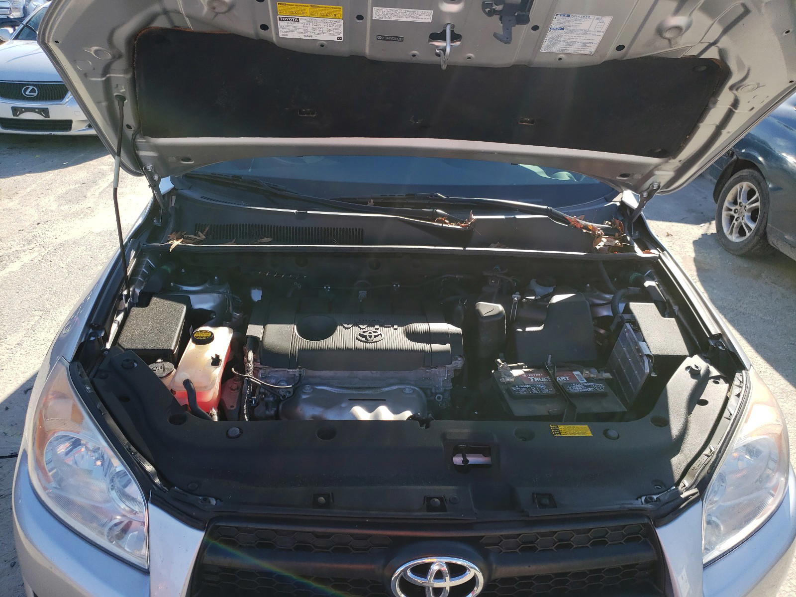 Photo 7 from auction – 2012 TOYOTA RAV4 with VIN 2T3ZF4DV7CW113883