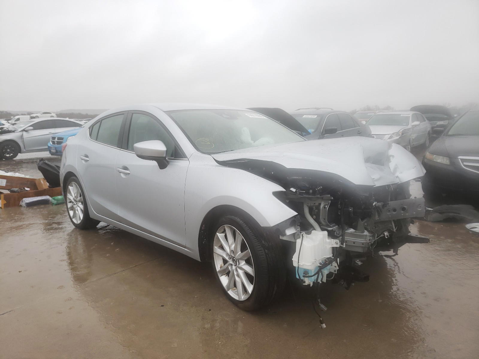 MAZDA 3 TOURING 2017 with VIN 3MZBN1V78HM117725 - Photo from auction