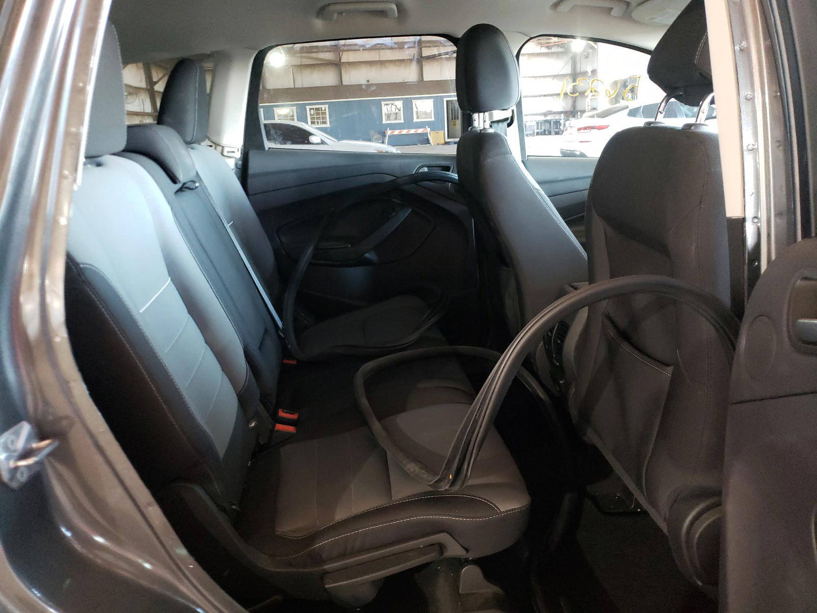 Photo 6 from auction – 2014 FORD ESCAPE SE with VIN 1FMCU9G95EUD19285
