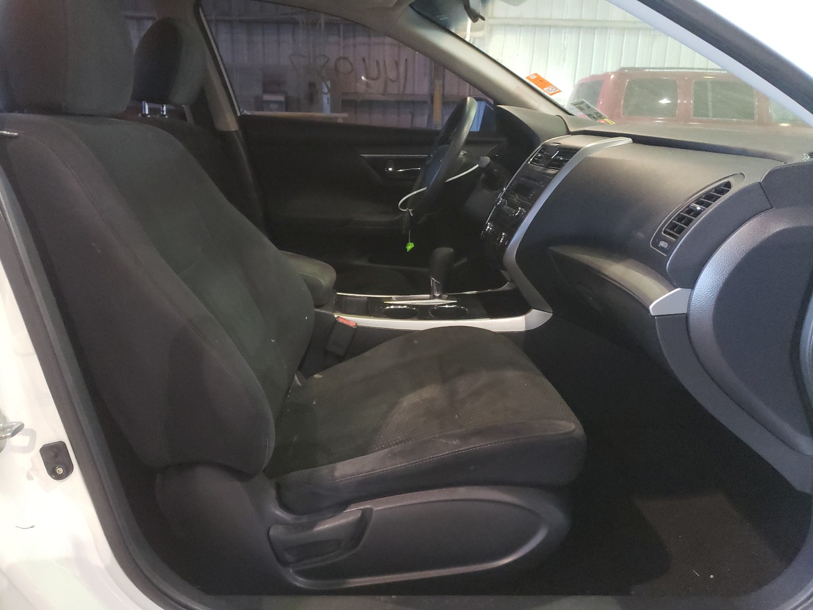 Photo 5 from auction – 2014 NISSAN ALTIMA 2.5 with VIN 1N4AL3AP3EN239650