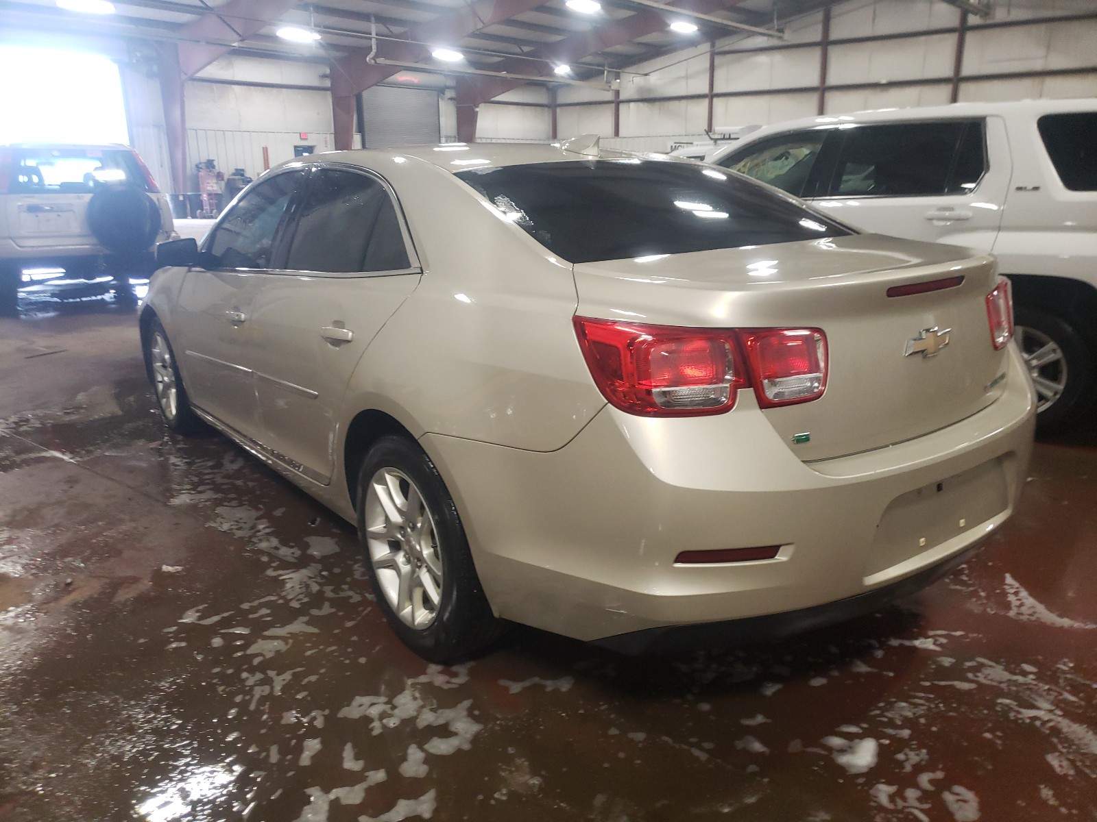 Photo 3 from auction – 2015 CHEVROLET MALIBU 1LT with VIN 1G11C5SL1FF271132