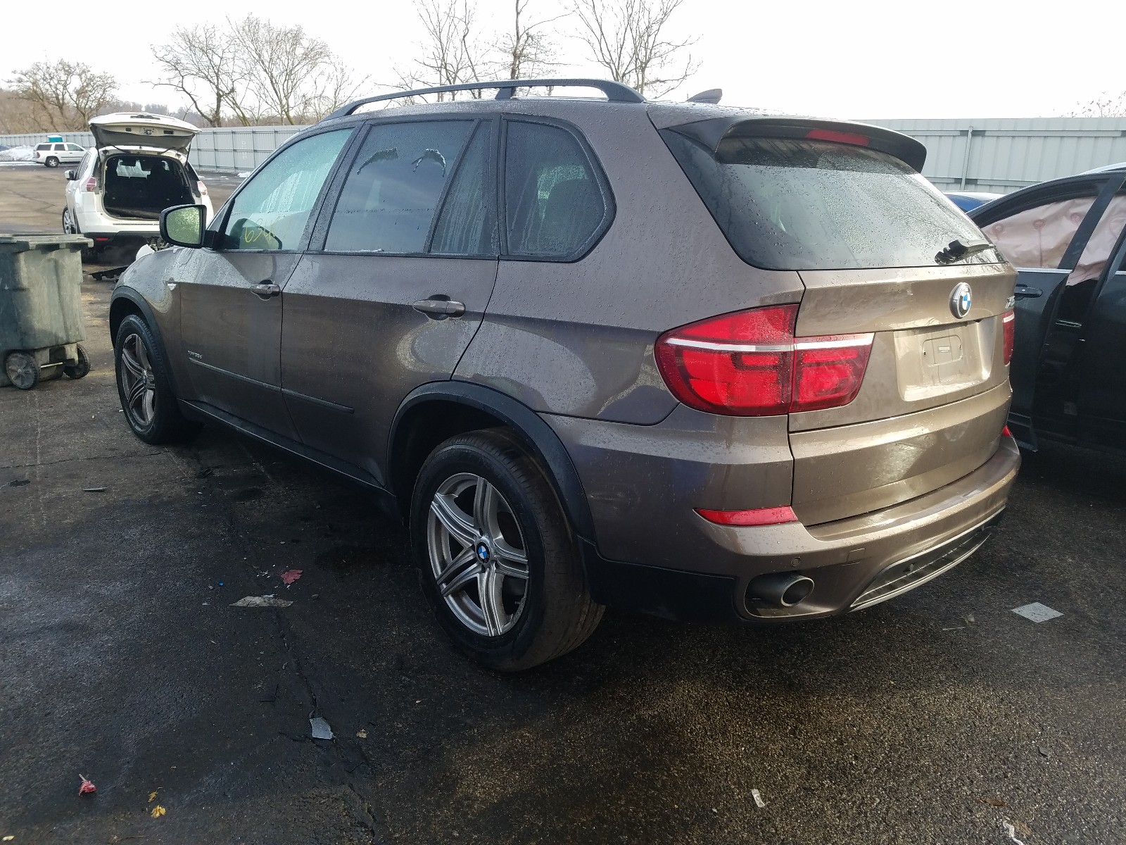 Photo 3 from auction – 2012 BMW X5 XDRIVE3 with VIN 5UXZW0C57CL671146