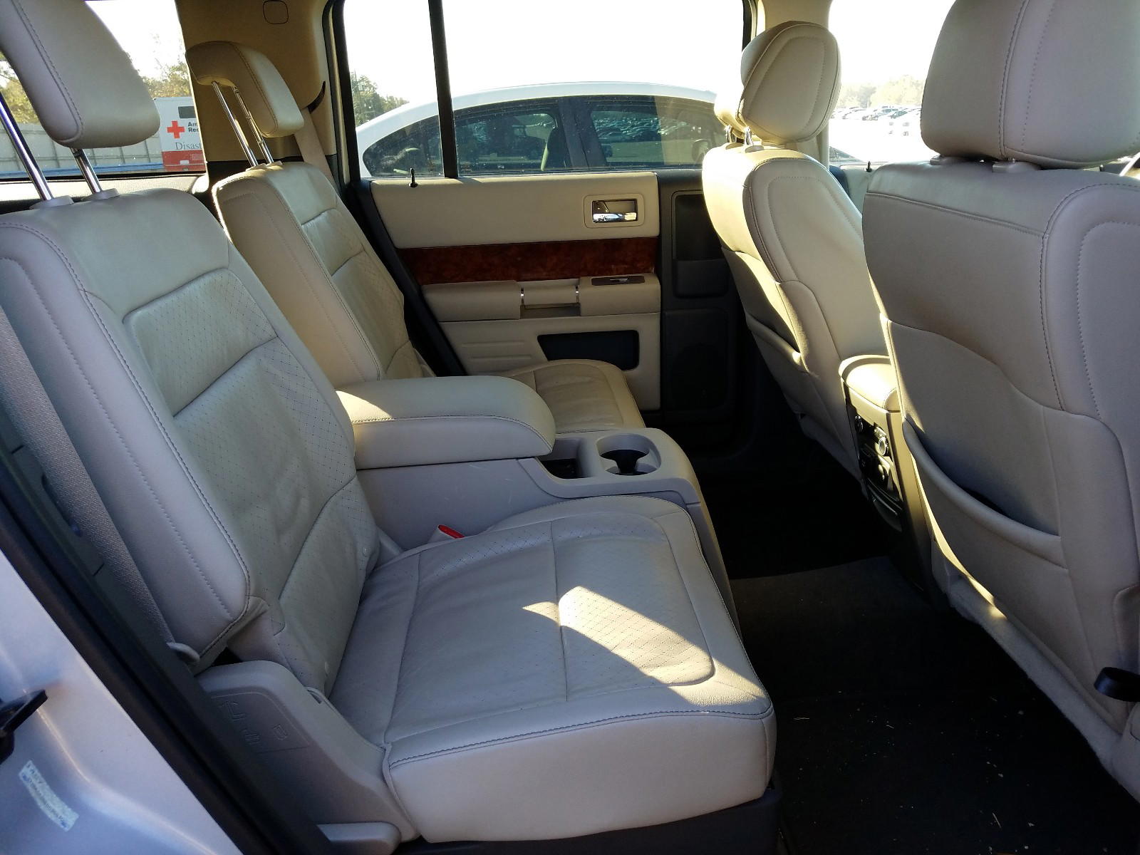 Photo 6 from auction – 2011 FORD FLEX LIMIT with VIN 2FMGK5DC8BBD35840