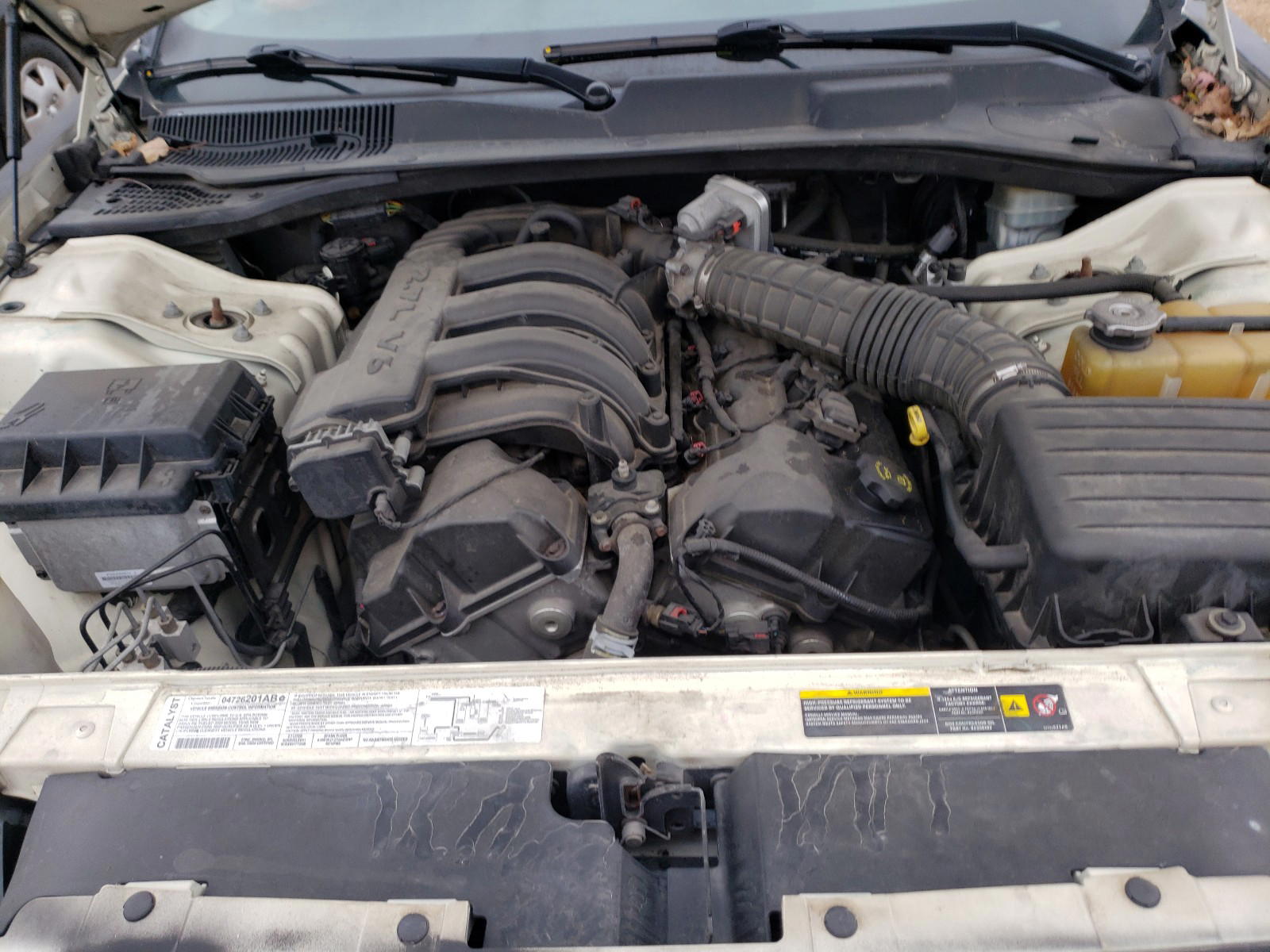 Photo 7 from auction – 2005 CHRYSLER 300 with VIN 2C3JA43R65H540902