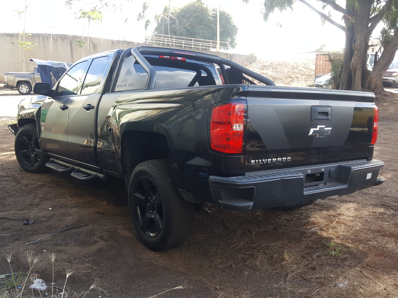 Photo 3 from auction – 2016 CHEVROLET SILVERADO with VIN 1GCRCNEC4GZ330972