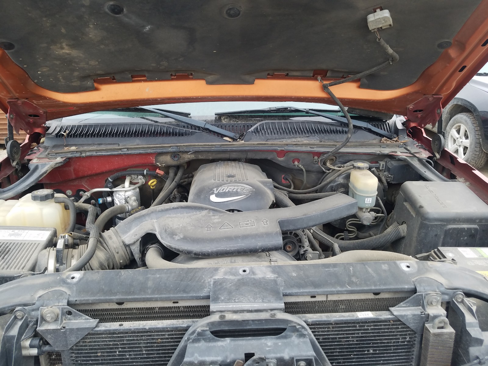 Photo 7 from auction – 2002 CHEVROLET AVALANCHE with VIN 3GNEK13T92G304915