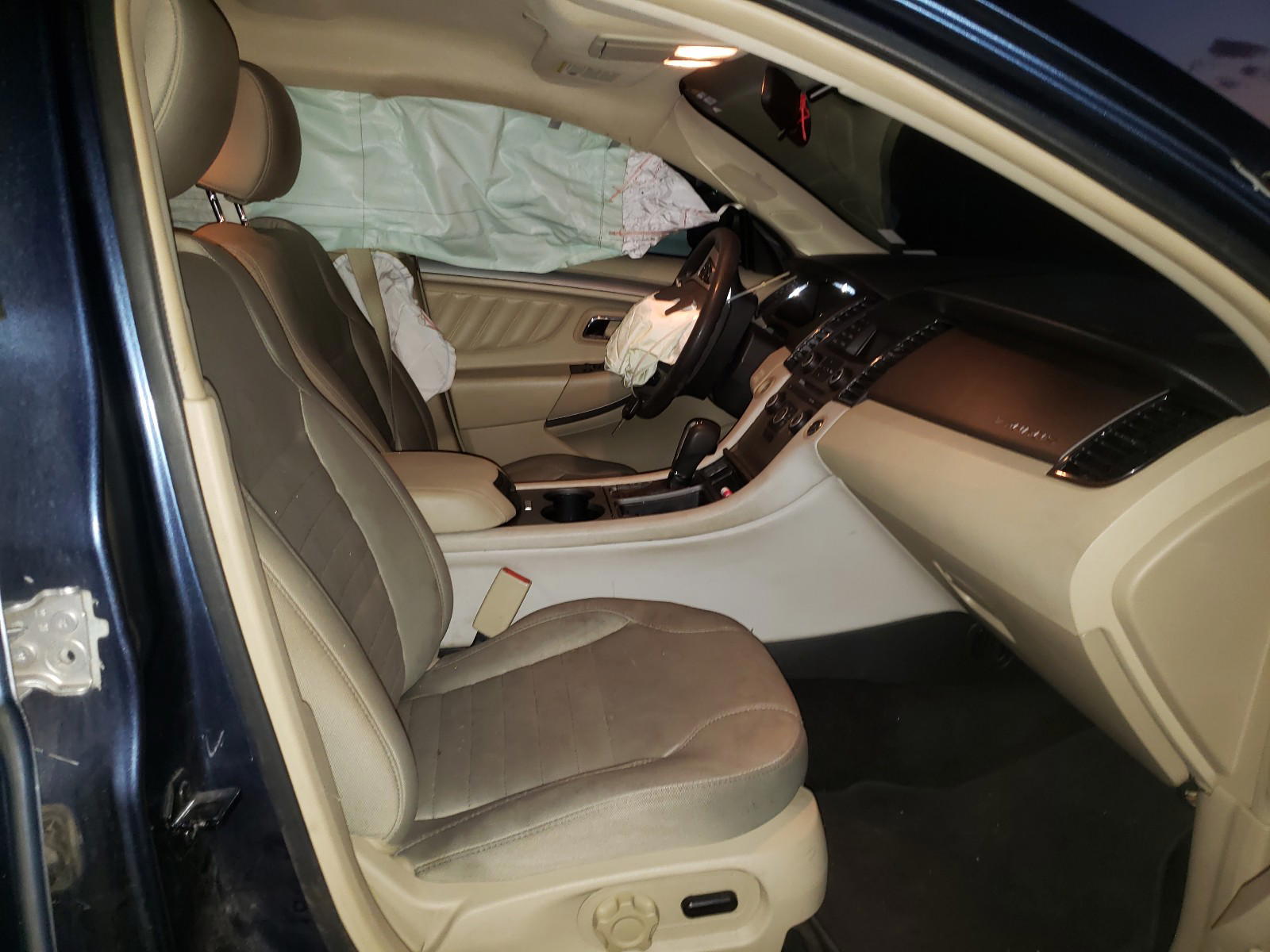 Photo 5 from auction – 2018 FORD TAURUS SE with VIN 1FAHP2D81JG134329