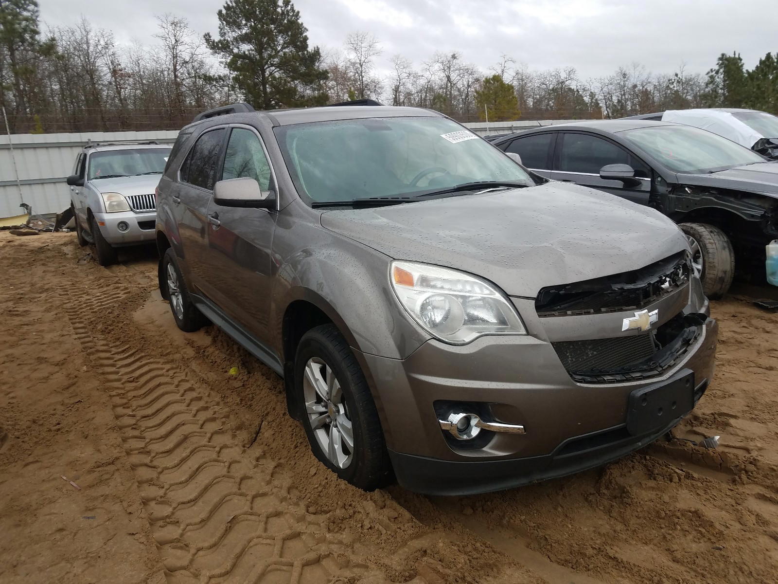 CHEVROLET EQUINOX LT 2011 with VIN 2CNALPEC3B6420252 - Photo from auction
