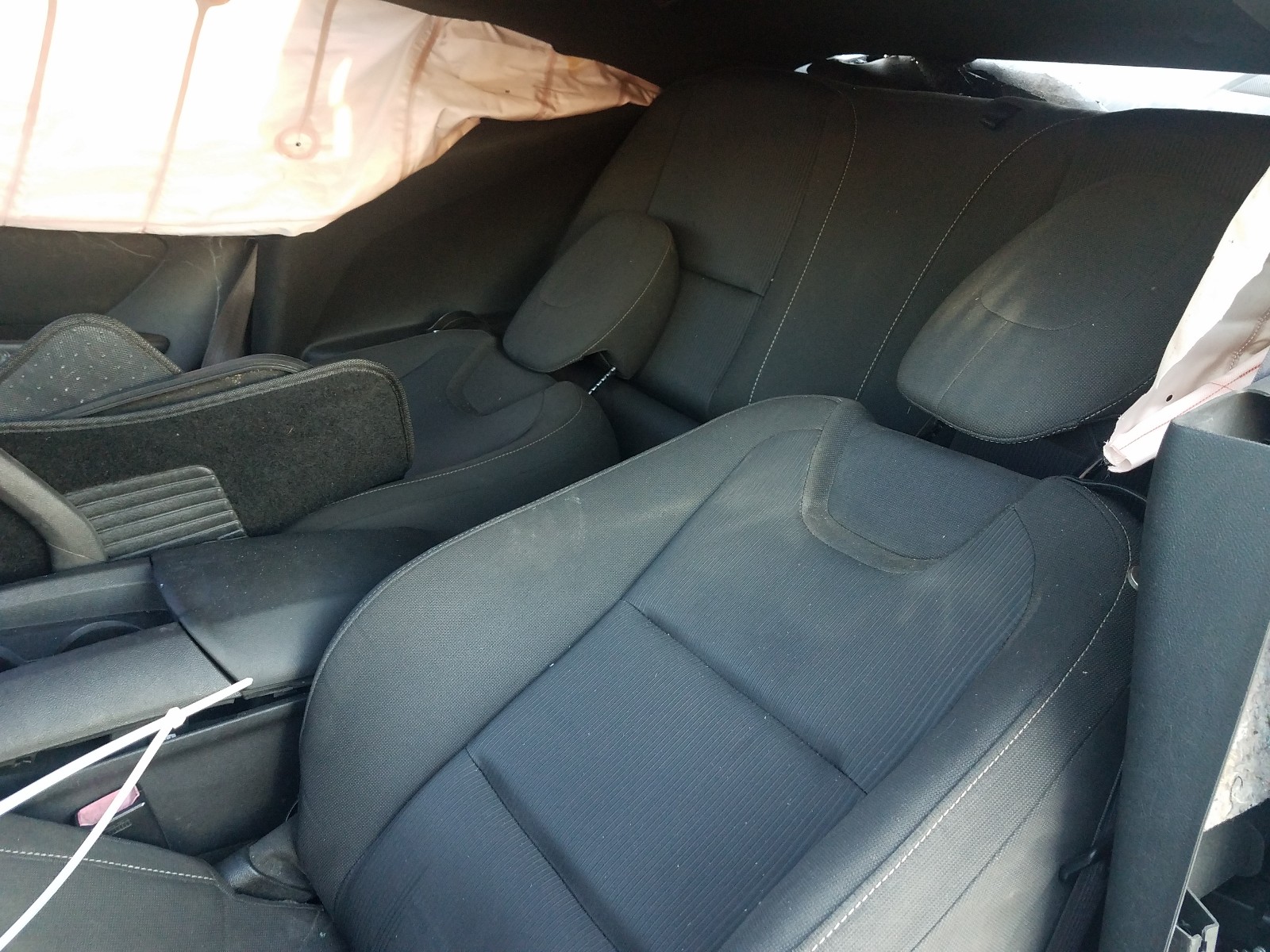 Photo 6 from auction – 2010 CHEVROLET CAMARO LT with VIN 2G1FB1EV3A9132023