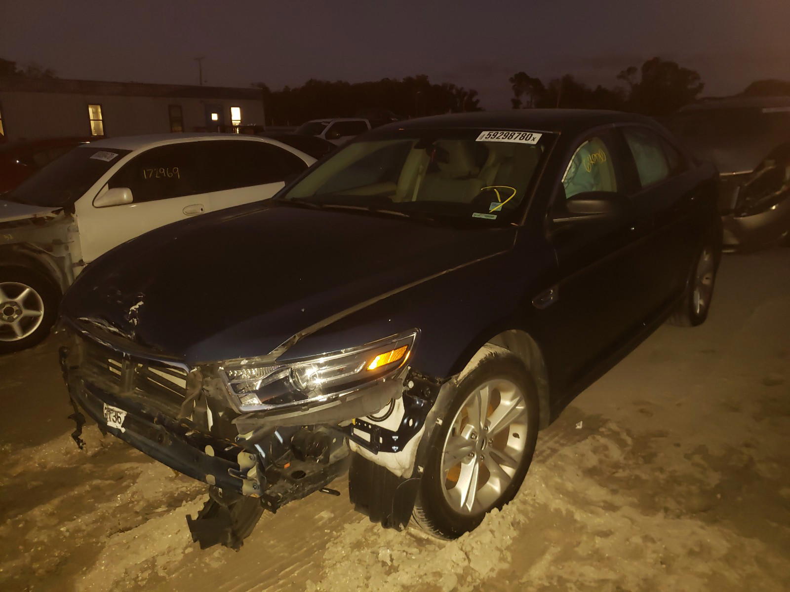 Photo 2 from auction – 2018 FORD TAURUS SE with VIN 1FAHP2D81JG134329