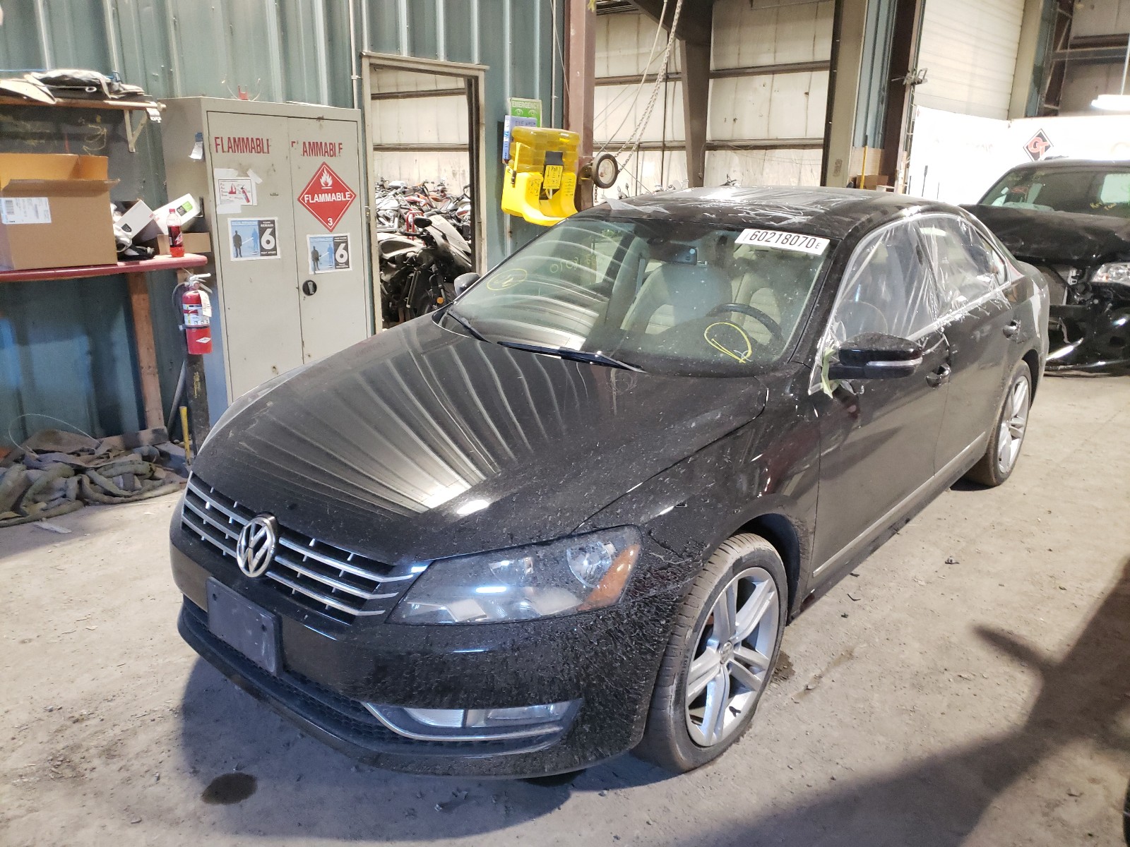 Photo 2 from auction – 2013 VOLKSWAGEN PASSAT SEL with VIN 1VWCN7A39DC039073