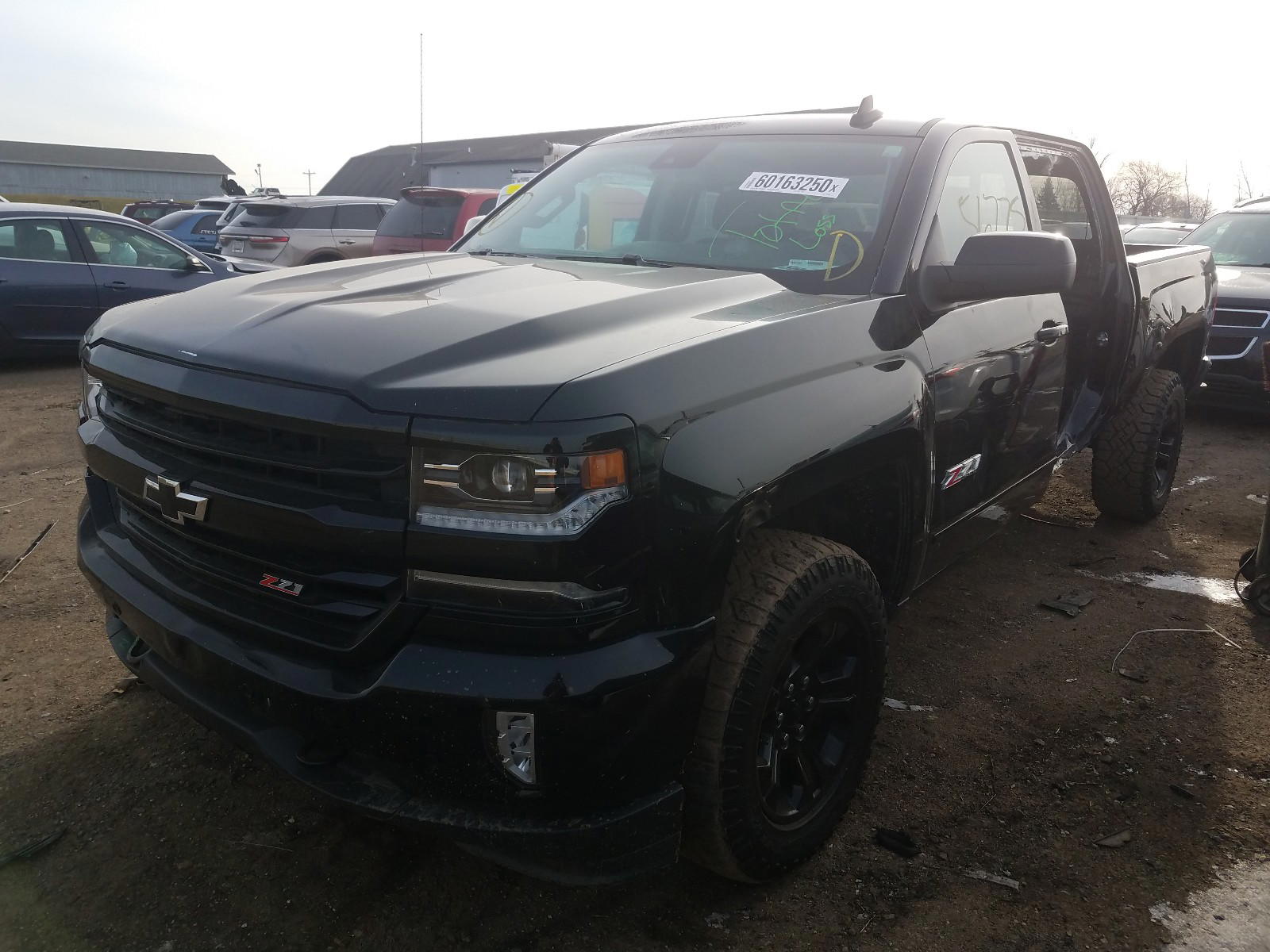 Photo 2 from auction – 2018 CHEVROLET SILVERADO with VIN 3GCUKSEC3JG372987