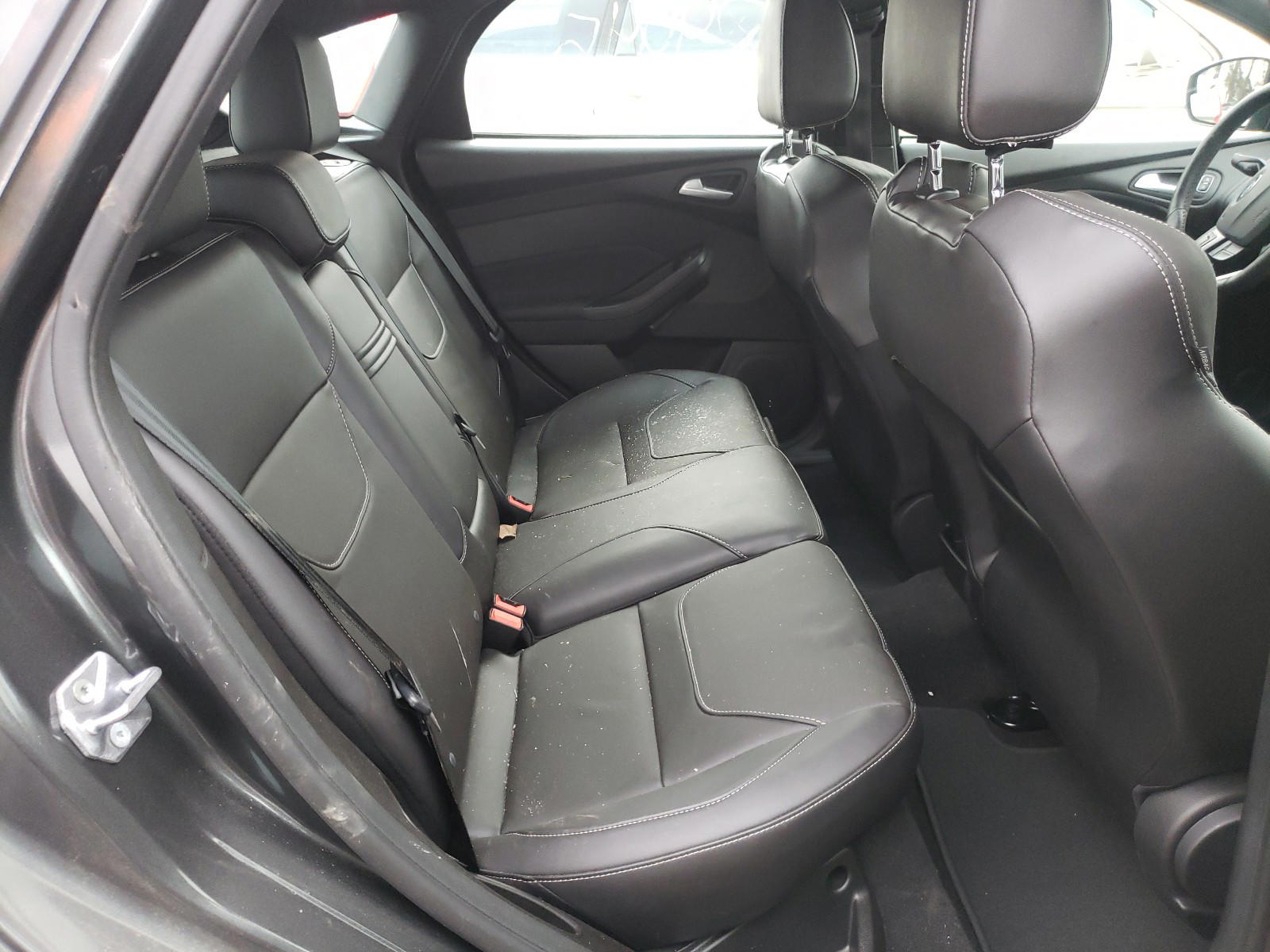 Photo 6 from auction – 2016 FORD FOCUS ST with VIN 1FADP3L95GL386793