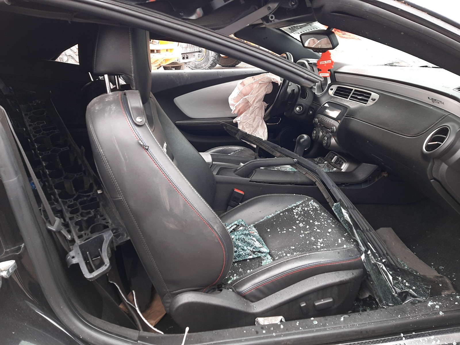 Photo 5 from auction – 2012 CHEVROLET CAMARO 2SS with VIN 2G1FK3DJ9C9110749