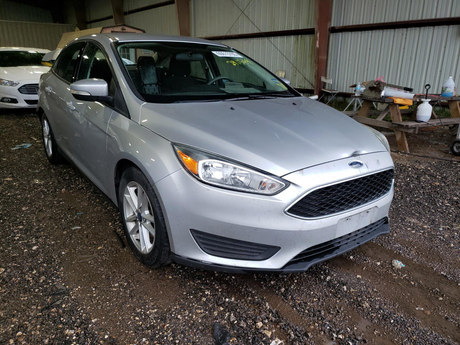 FORD FOCUS SE 2016 with VIN 1FADP3F26GL291349 - Photo from auction