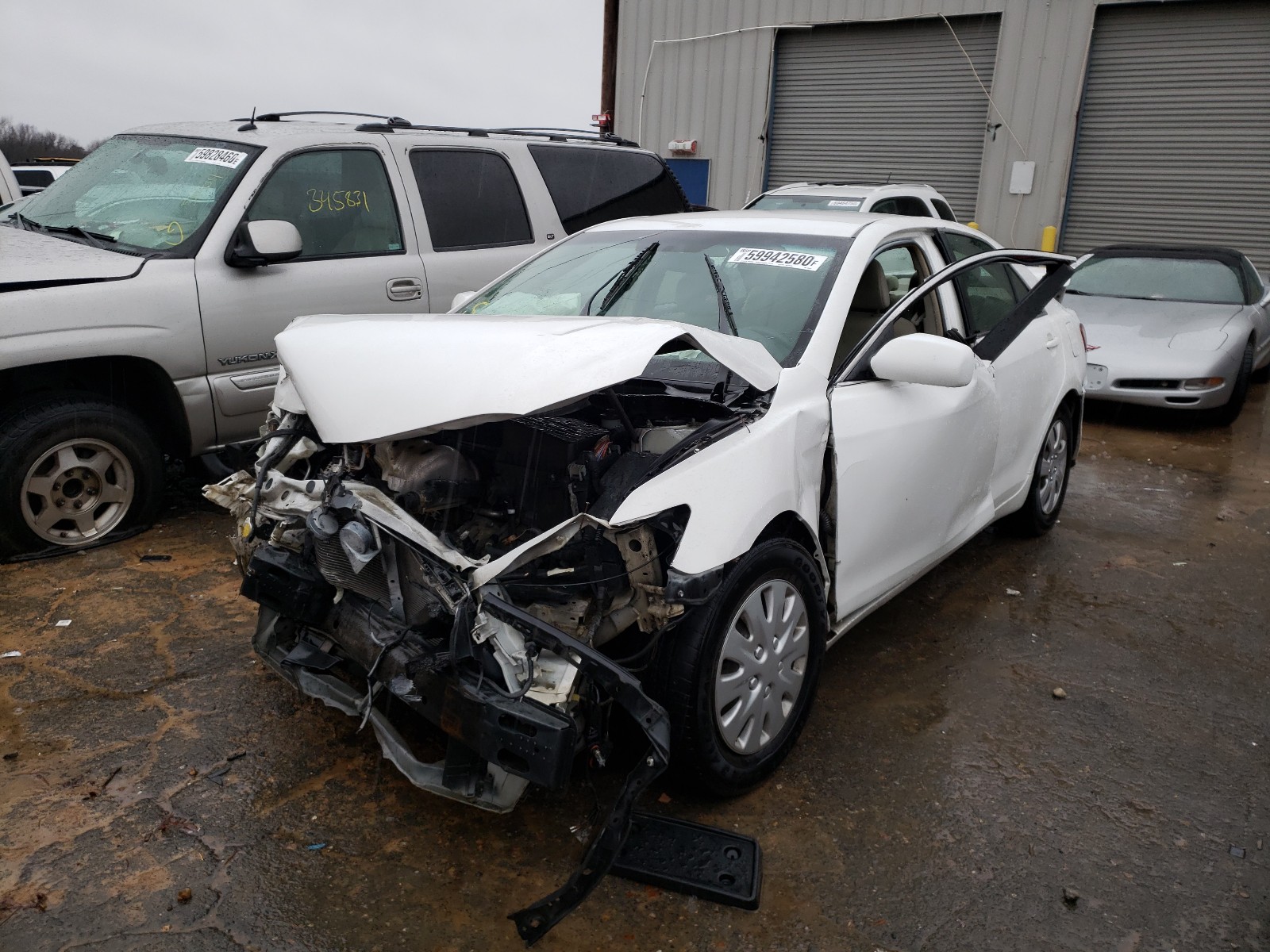 Photo 2 from auction – 2007 TOYOTA CAMRY CE with VIN 4T1BE46K57U629620