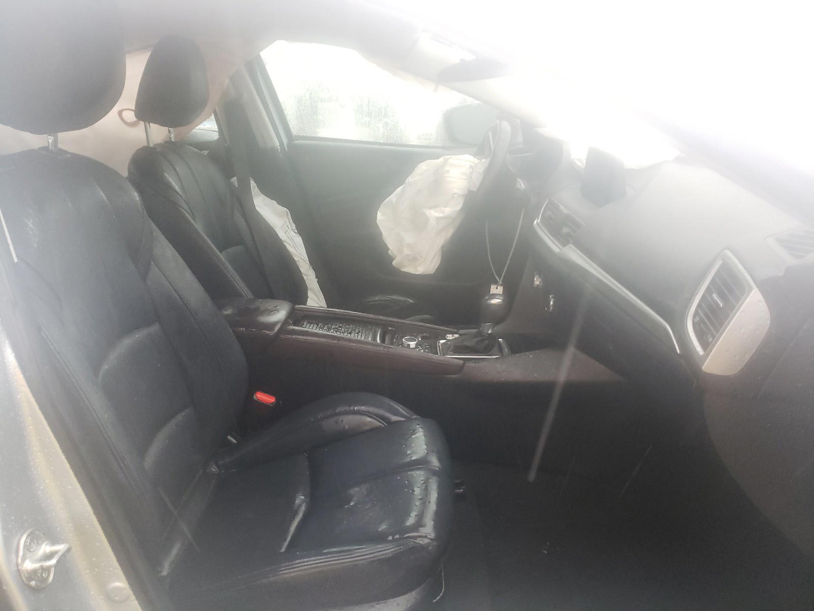 Photo 5 from auction – 2017 MAZDA 3 TOURING with VIN 3MZBN1V78HM117725