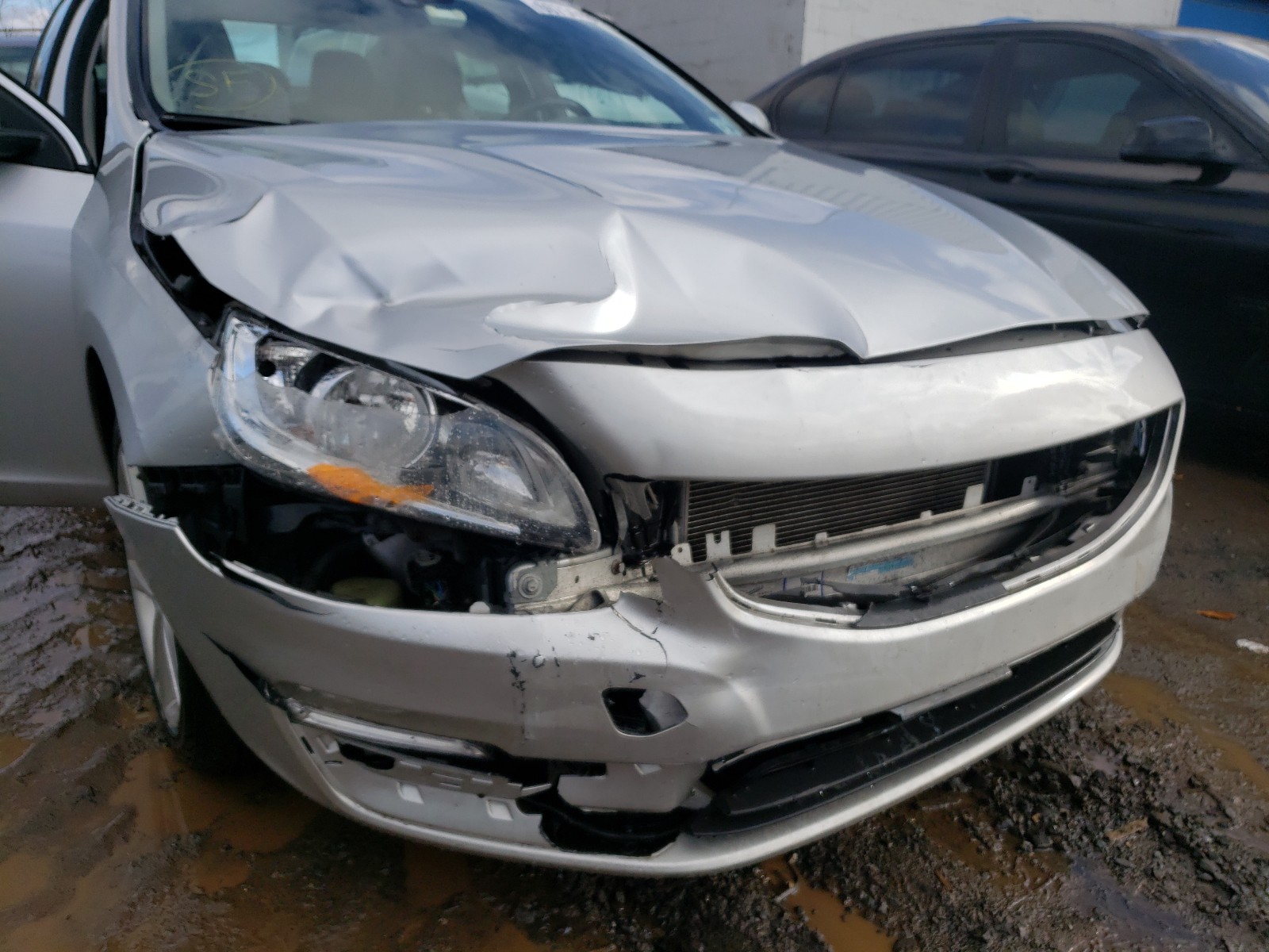Photo 9 from auction – 2015 VOLVO S60 PREMIE with VIN YV1612TK3F1359999