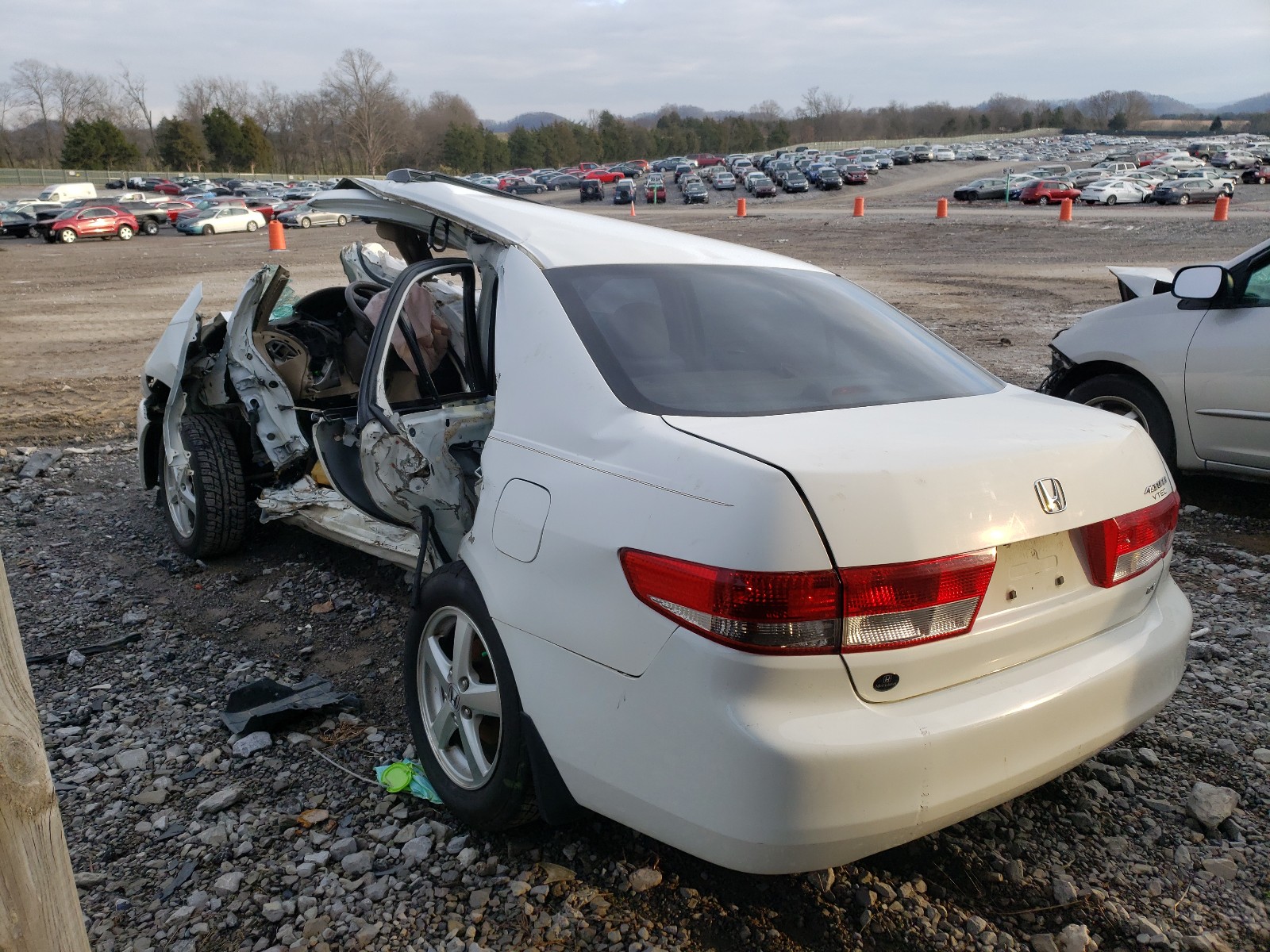 Photo 3 from auction – 2003 HONDA ACCORD EX with VIN JHMCM56683C005328