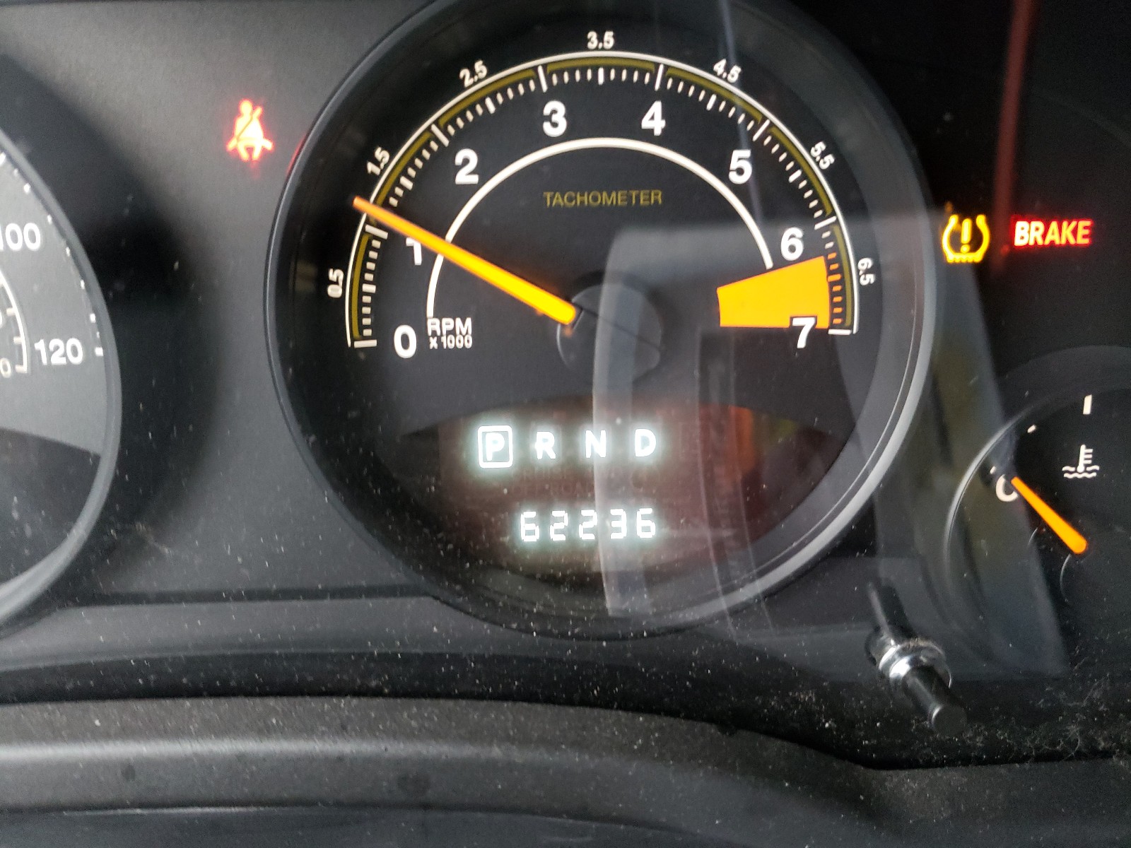 Photo 8 from auction – 2016 JEEP PATRIOT SP with VIN 1C4NJPBB2GD634844