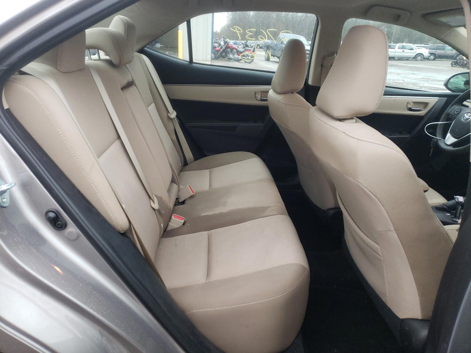 Photo 6 from auction – 2015 TOYOTA COROLLA L with VIN 2T1BURHE6FC386200