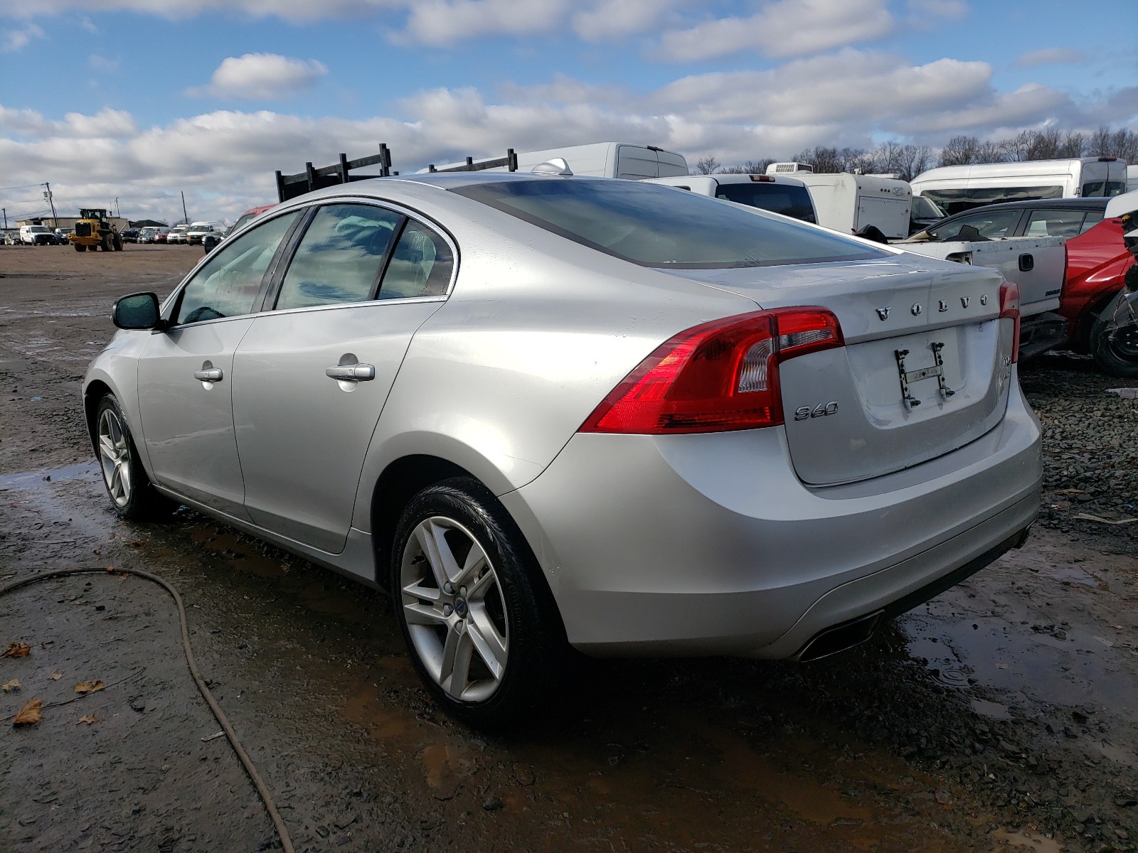 Photo 3 from auction – 2015 VOLVO S60 PREMIE with VIN YV1612TK3F1359999