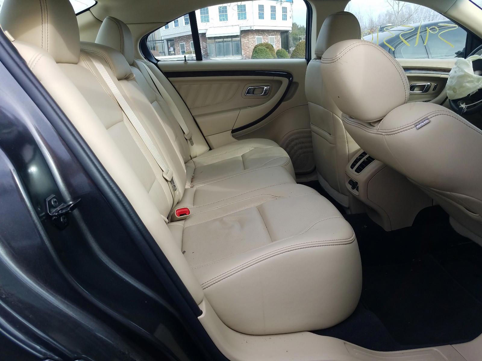 Photo 6 from auction – 2019 FORD TAURUS LIM with VIN 1FAHP2F80KG111140
