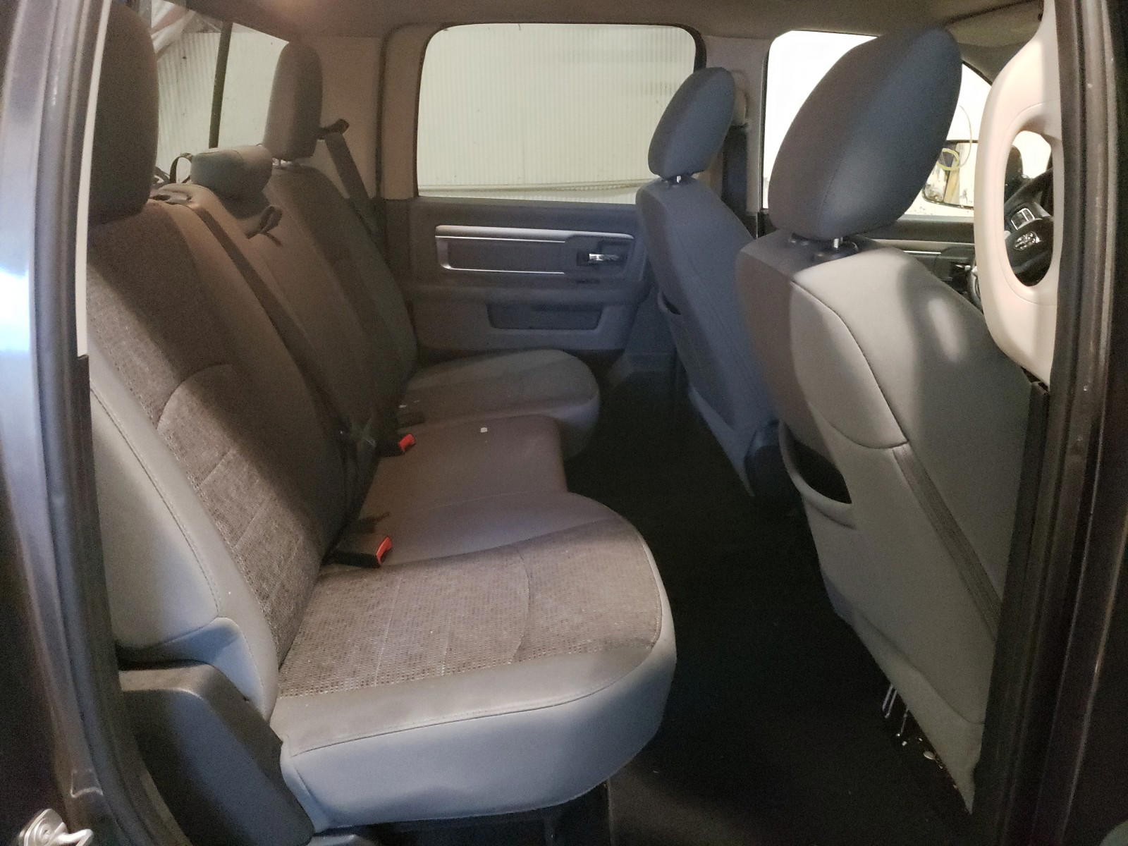 Photo 6 from auction – 2017 RAM 1500 SLT with VIN 1C6RR7TT1HS761543