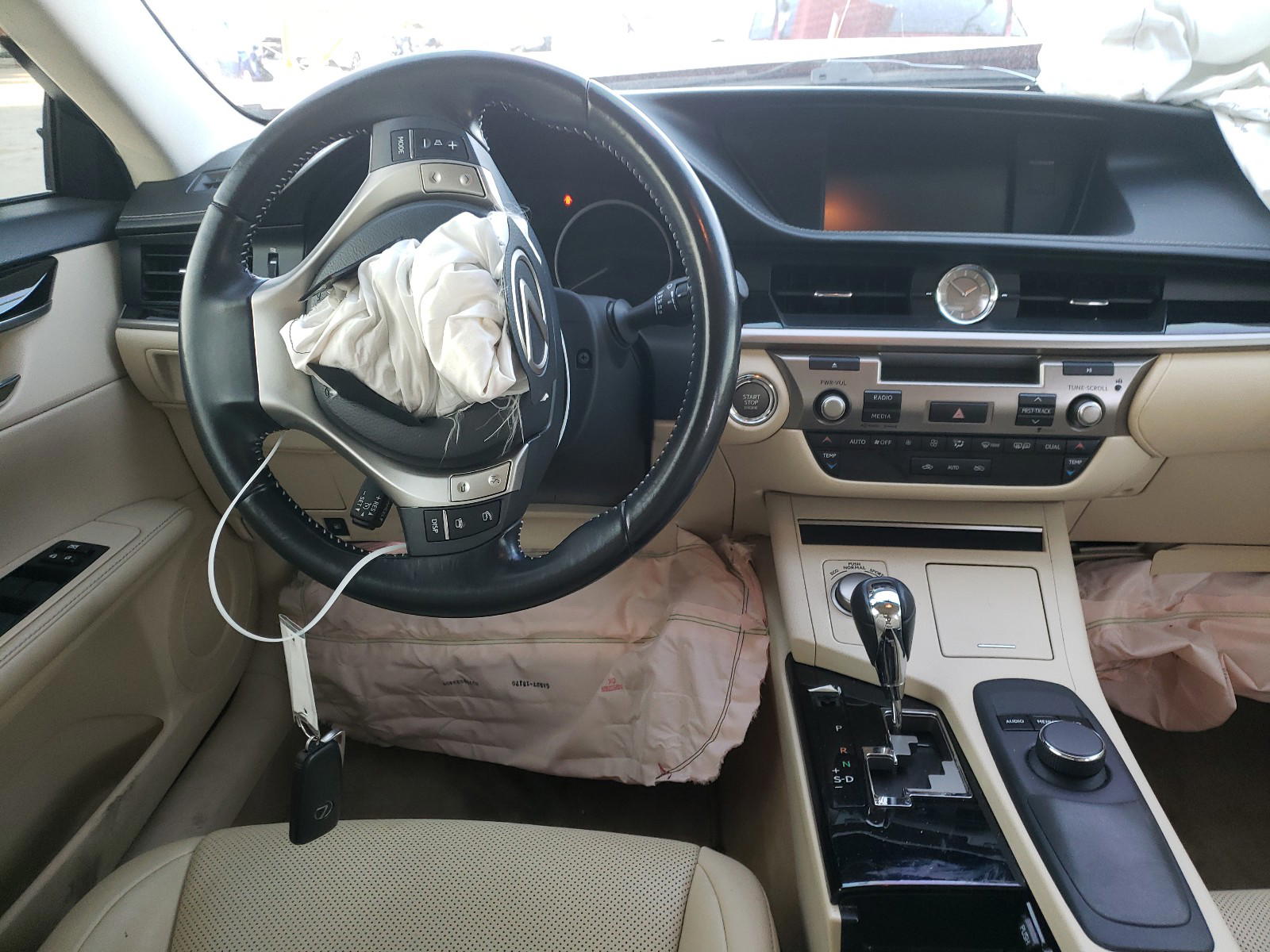 Photo 9 from auction – 2015 LEXUS ES 350 with VIN JTHBK1GG1F2202028