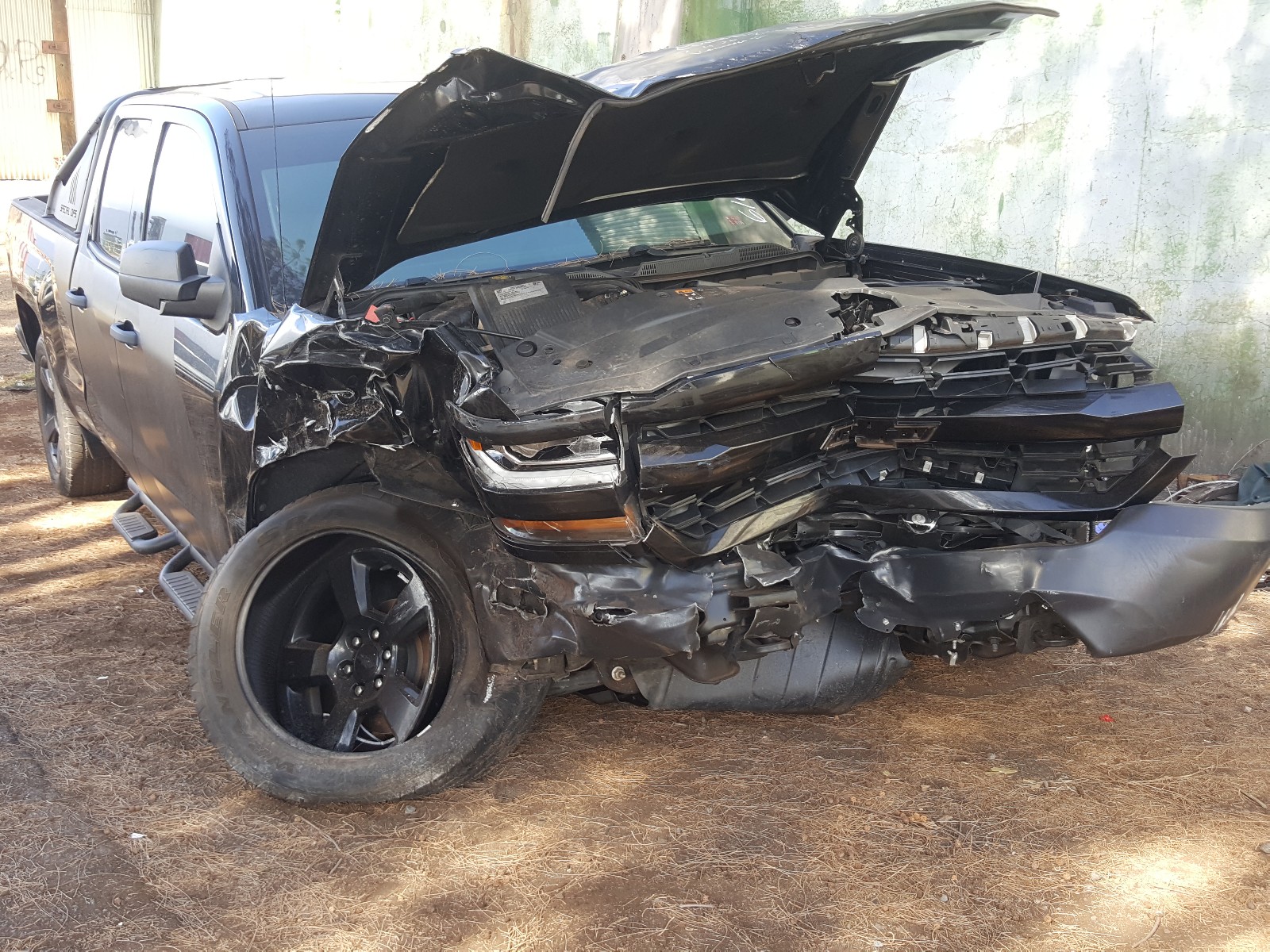 Photo 9 from auction – 2016 CHEVROLET SILVERADO with VIN 1GCRCNEC4GZ330972