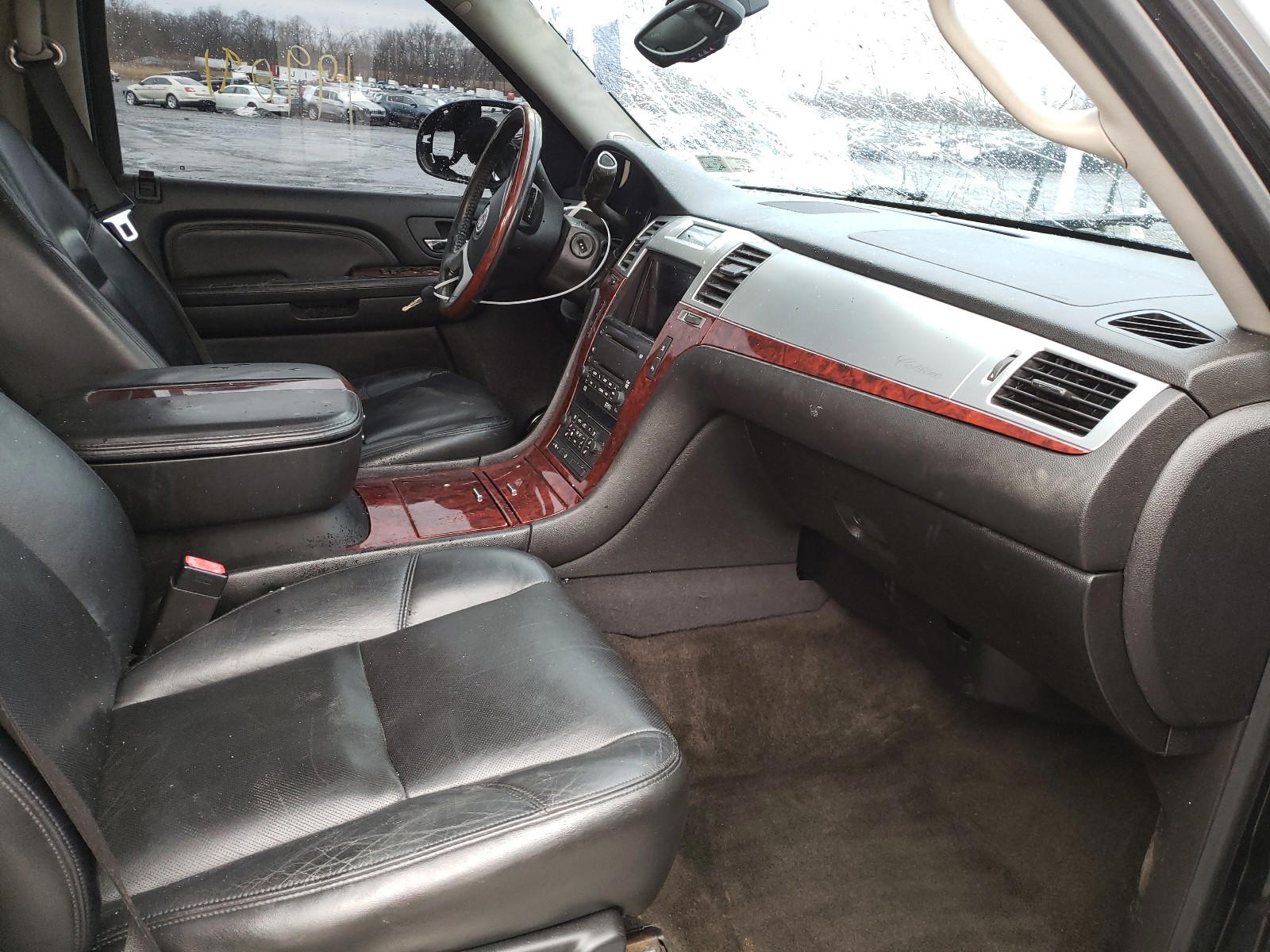 Photo 5 from auction – 2008 CADILLAC ESCALADE E with VIN 1GYFK66878R101977