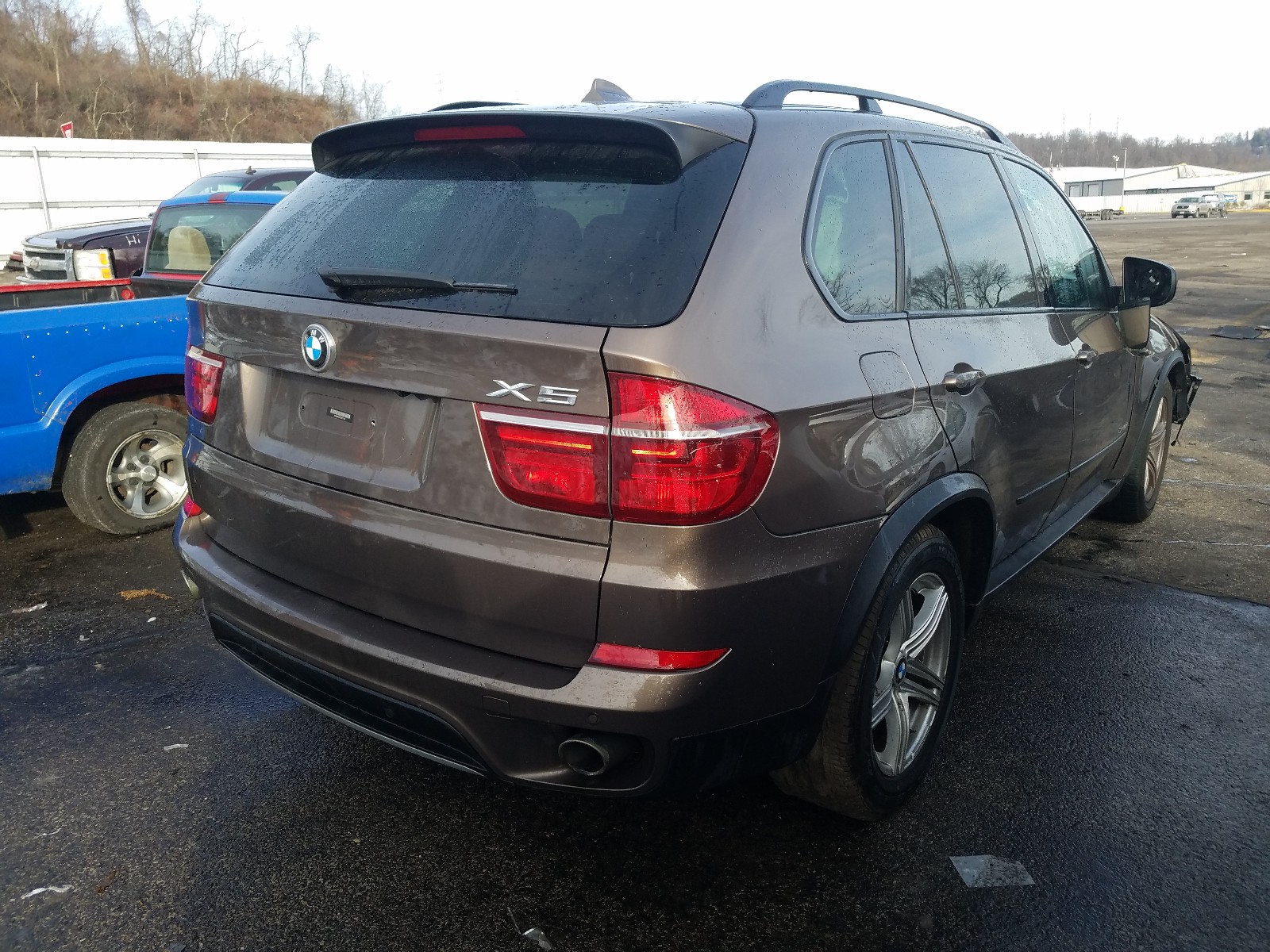 Photo 4 from auction – 2012 BMW X5 XDRIVE3 with VIN 5UXZW0C57CL671146